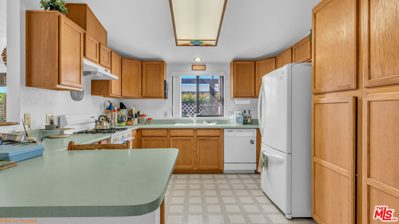 74671 Azurite Cir Unit: E