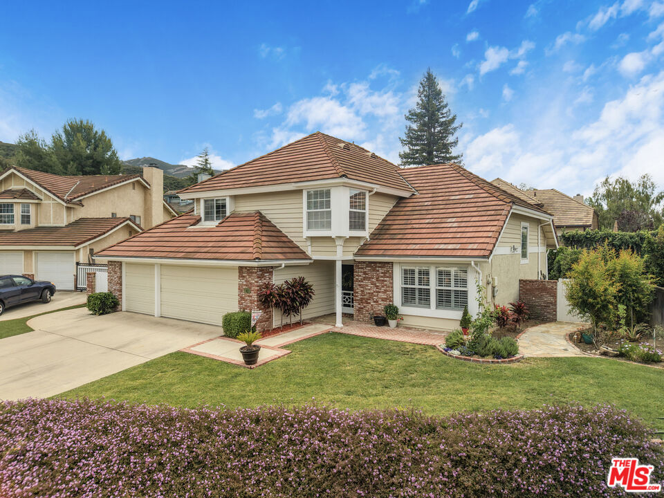 977 Saddlehorn Pl
