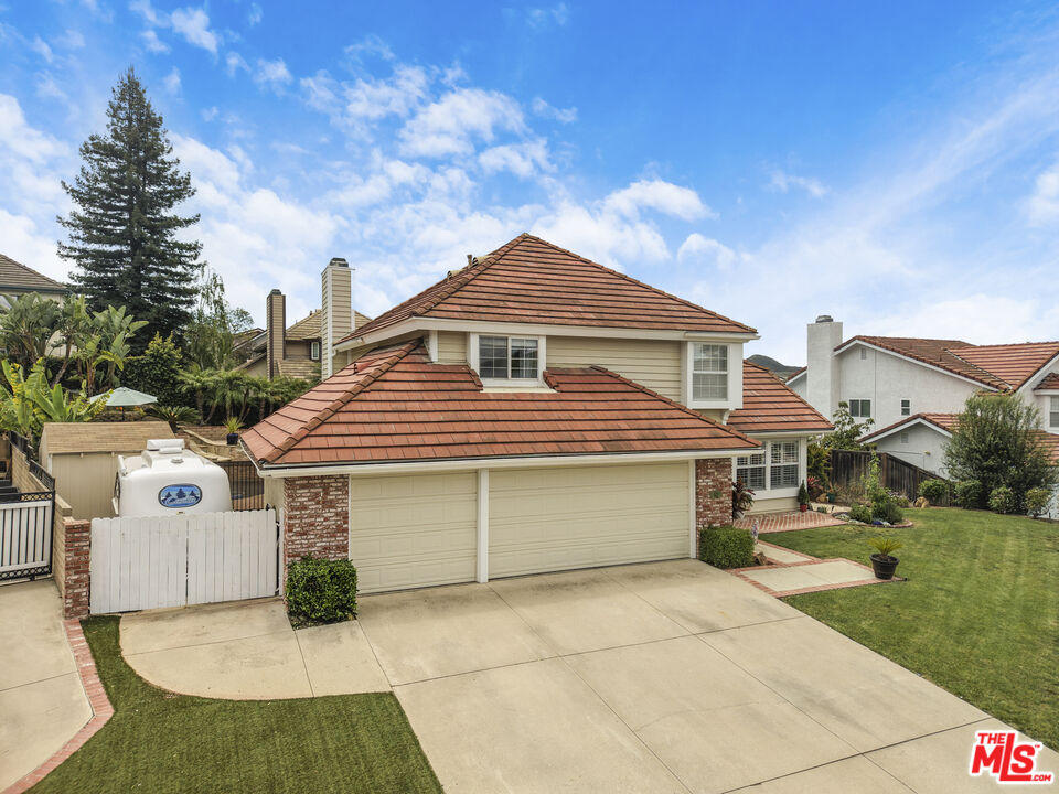 977 Saddlehorn Pl