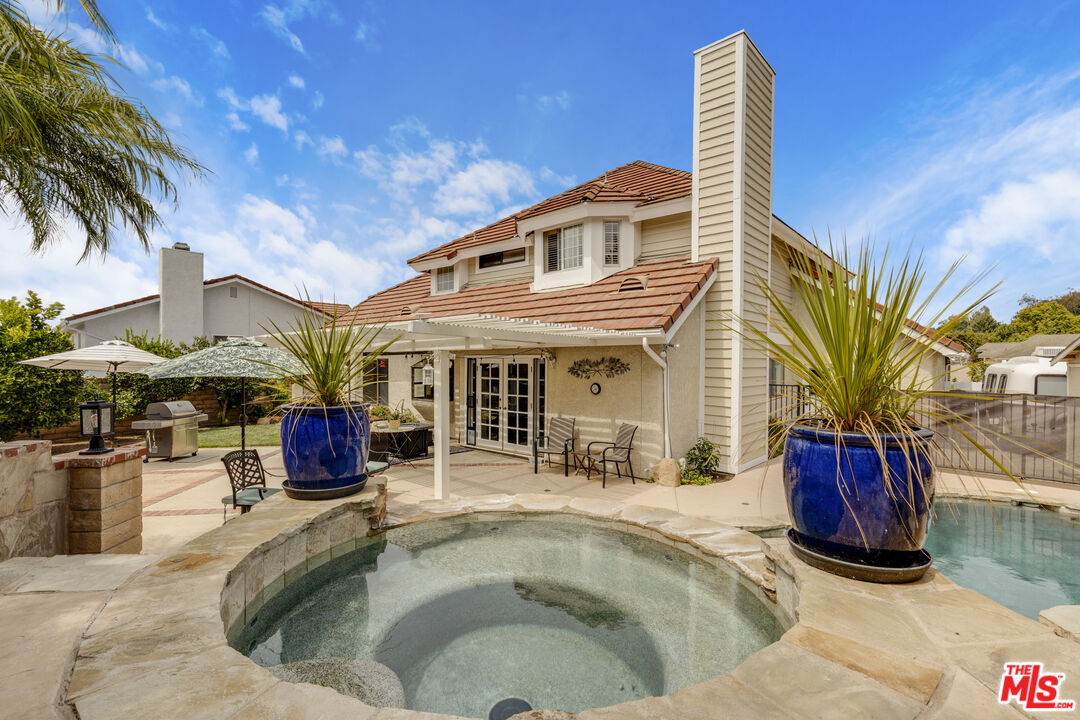 977 Saddlehorn Pl