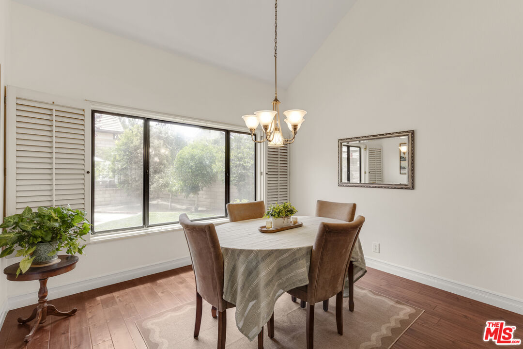 977 Saddlehorn Pl