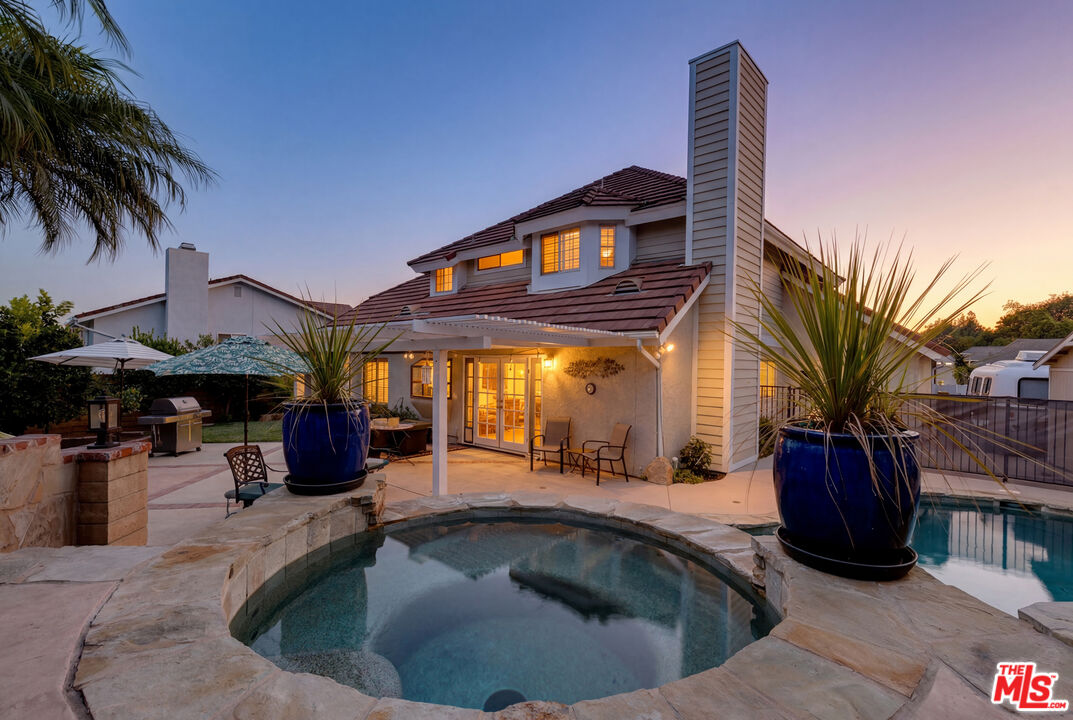 977 Saddlehorn Pl