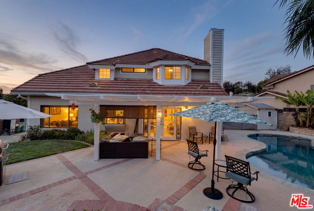 977 Saddlehorn Pl