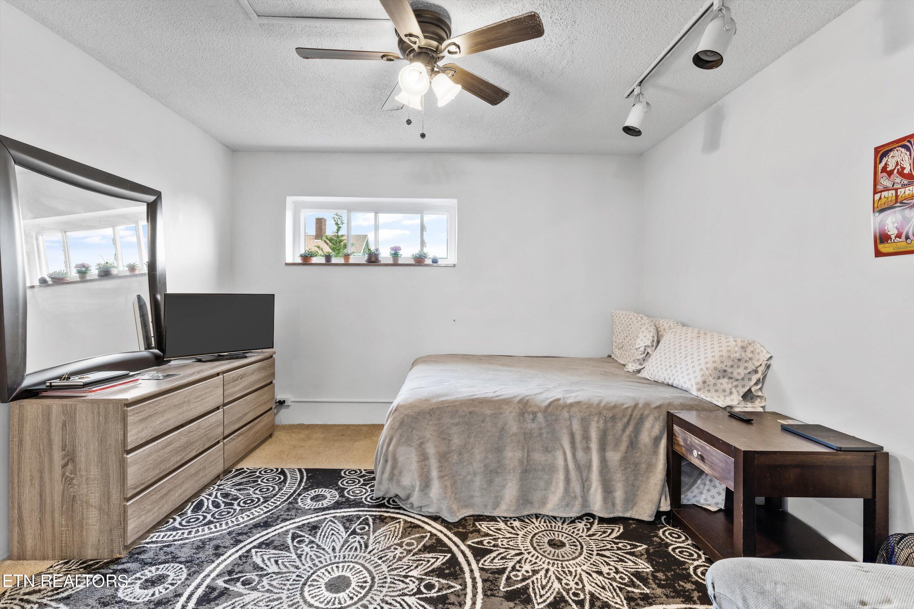 510 14th Street, 307