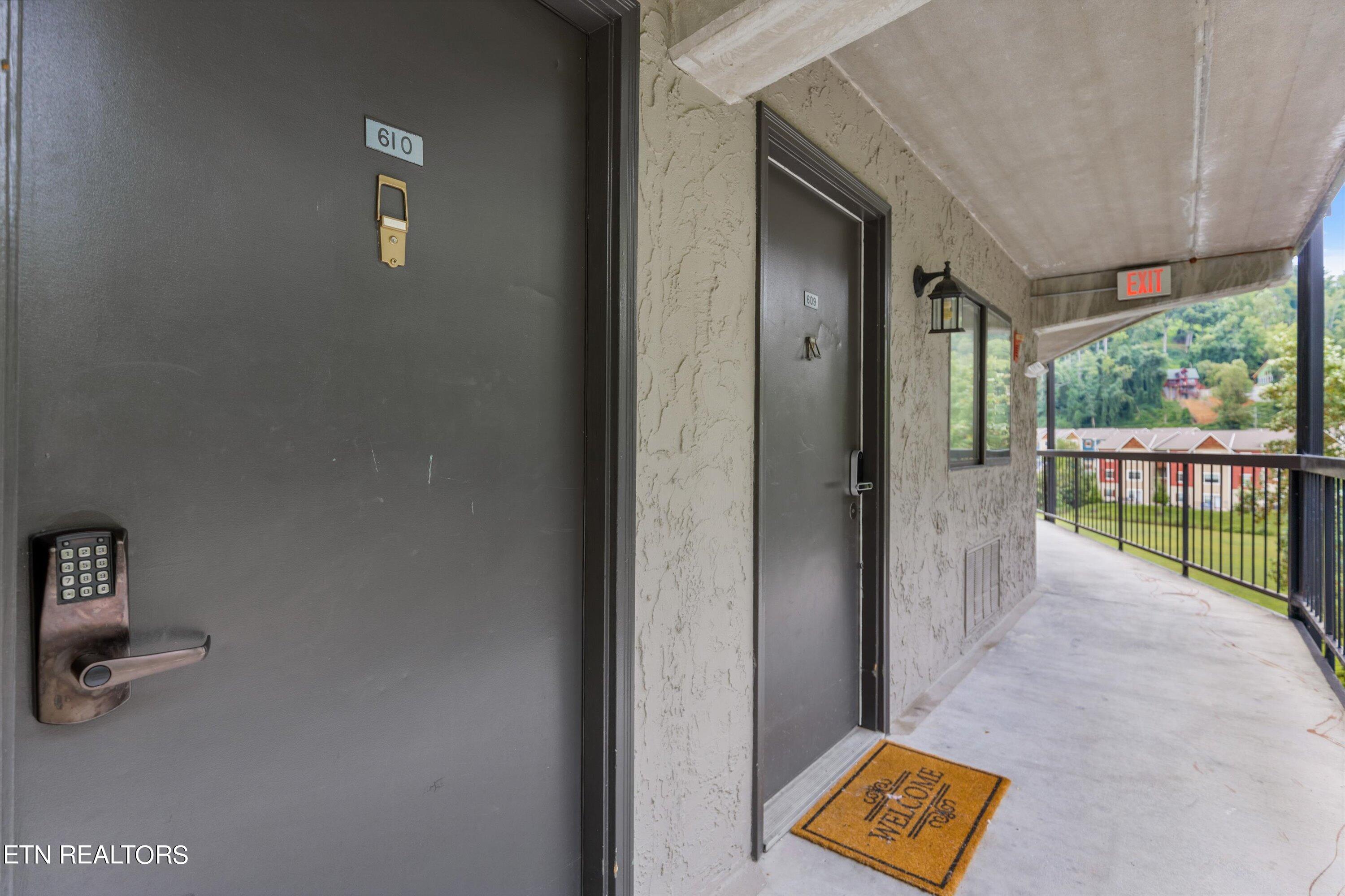 306 Baskins Creek Road Rd, 610