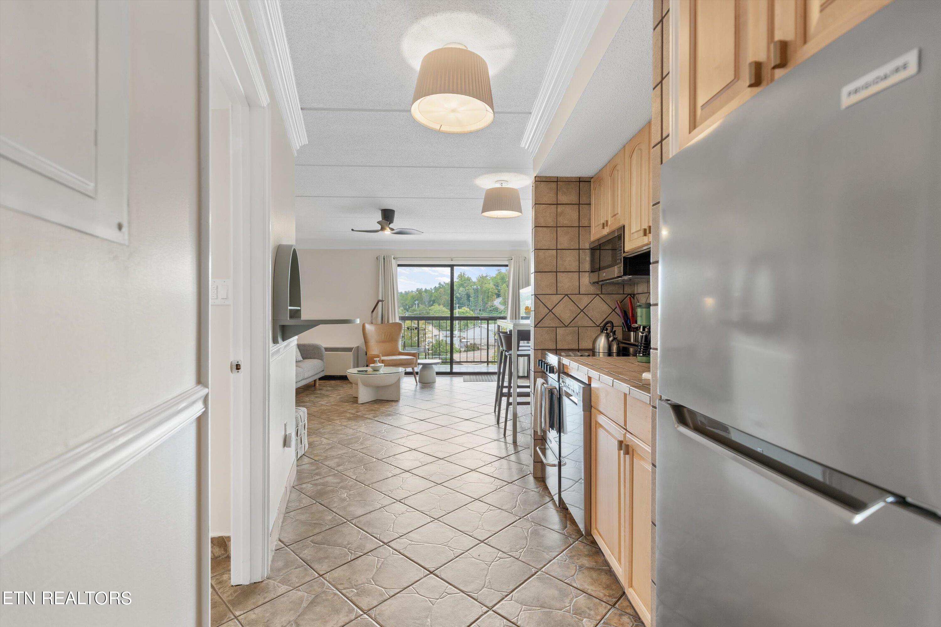 306 Baskins Creek Road Rd, 610