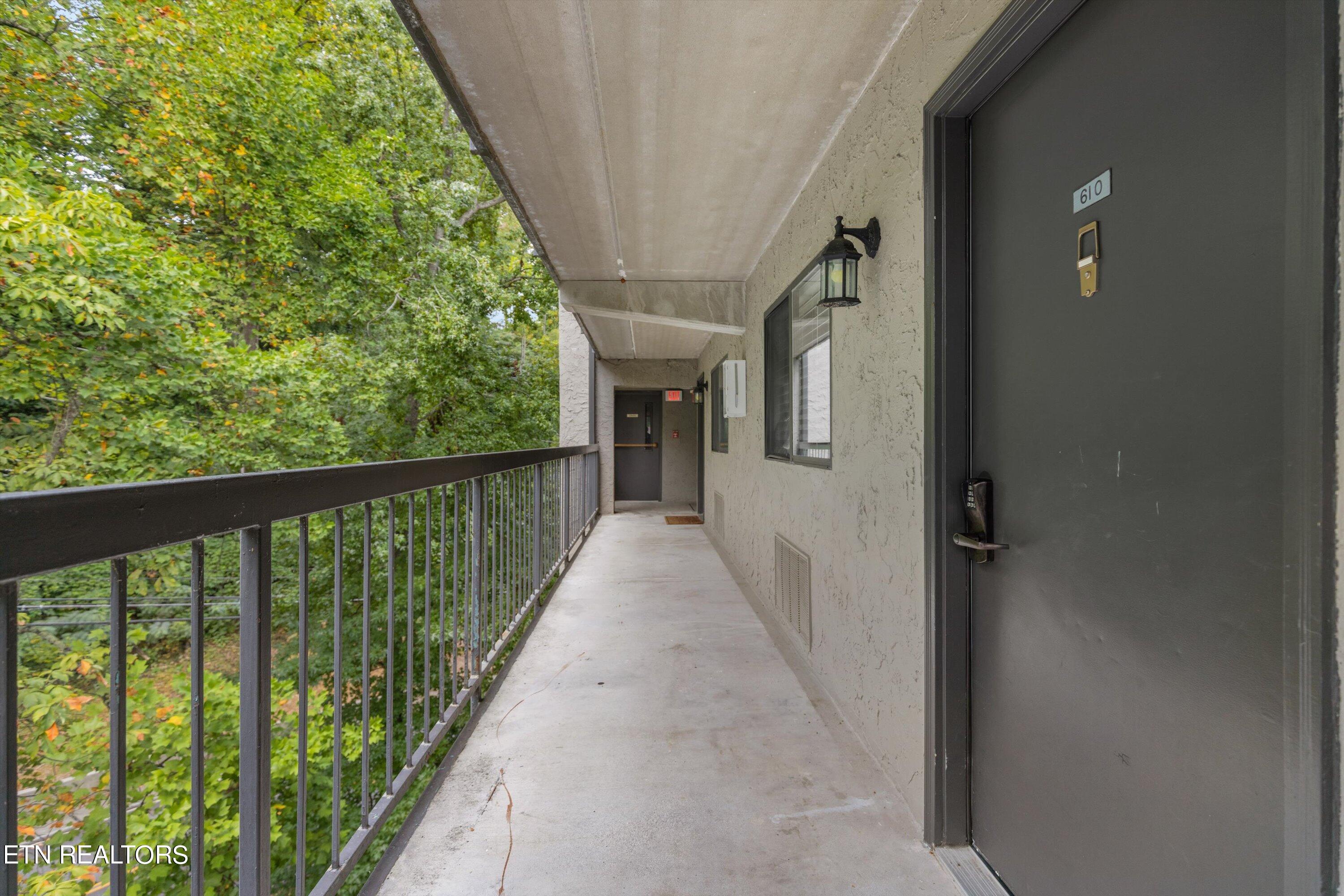 306 Baskins Creek Road Rd, 610