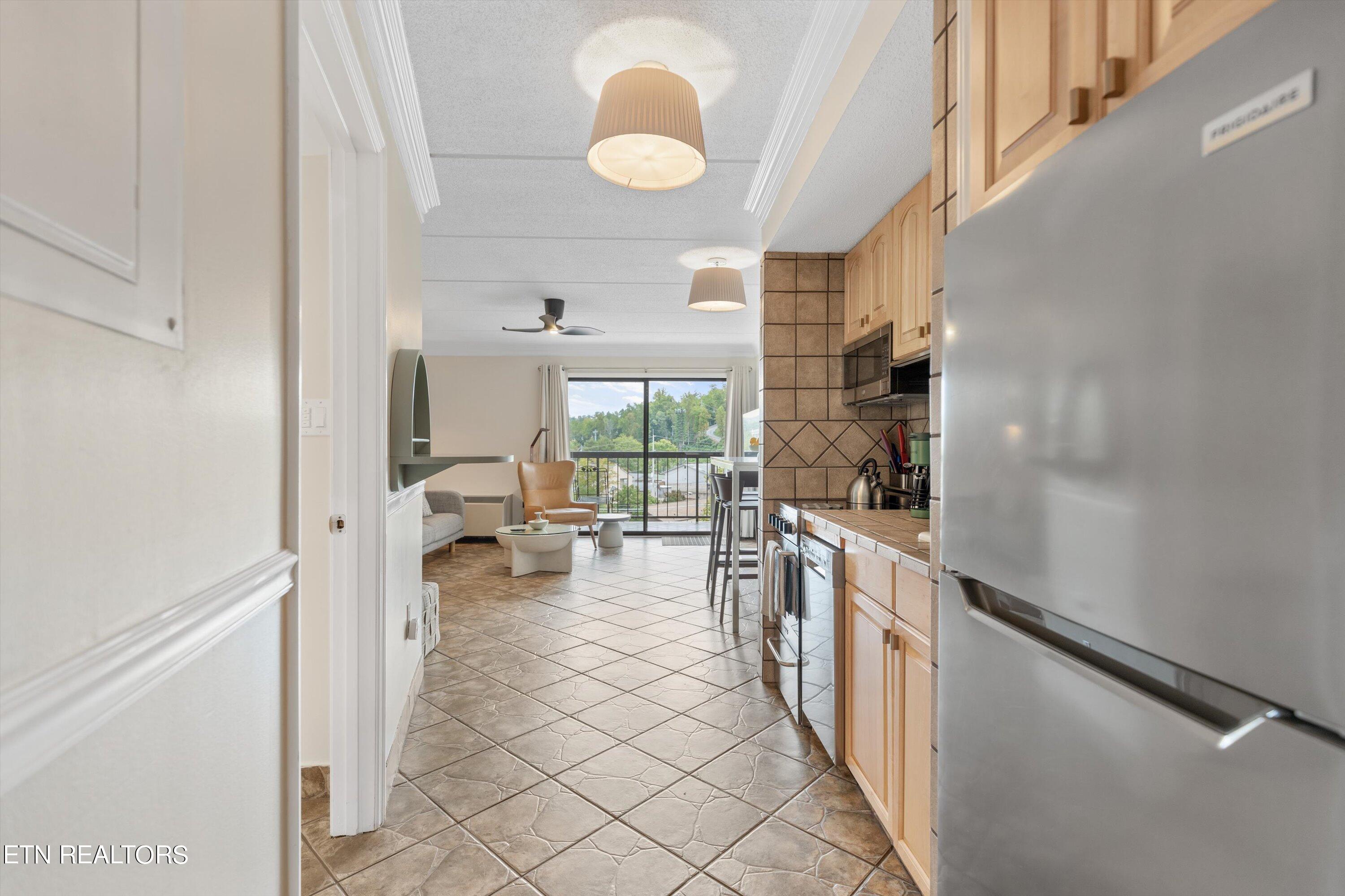 306 Baskins Creek Road Rd, 610