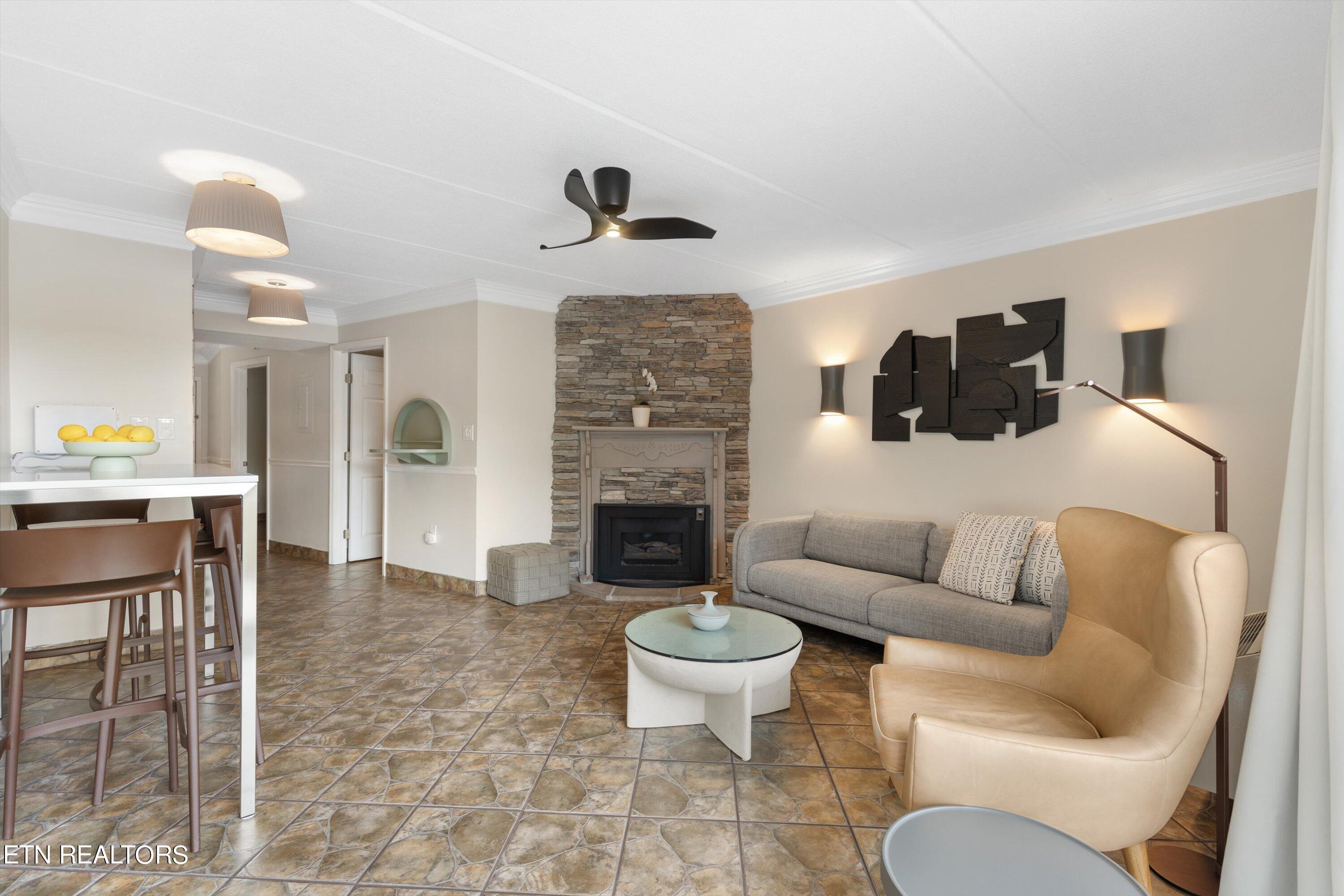 306 Baskins Creek Road Rd, 610