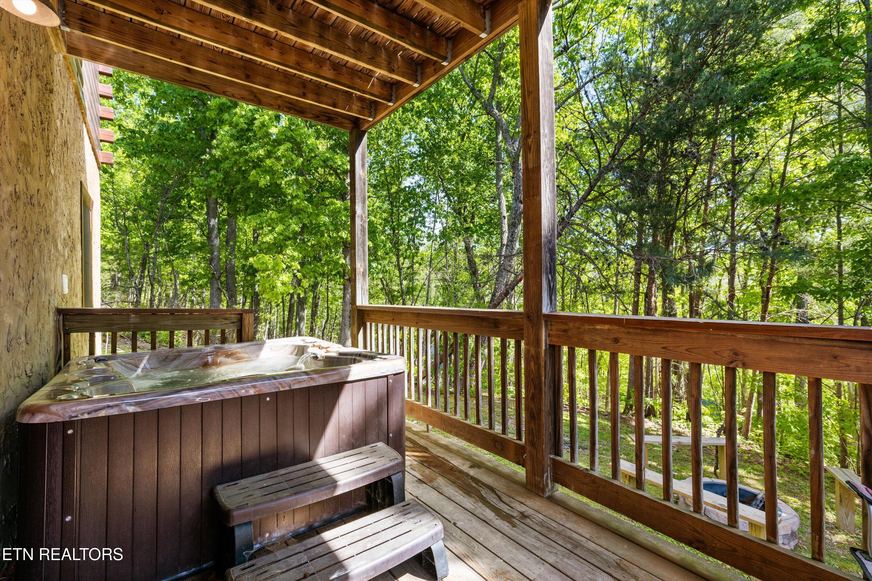 2620 Whipoorwill Hill