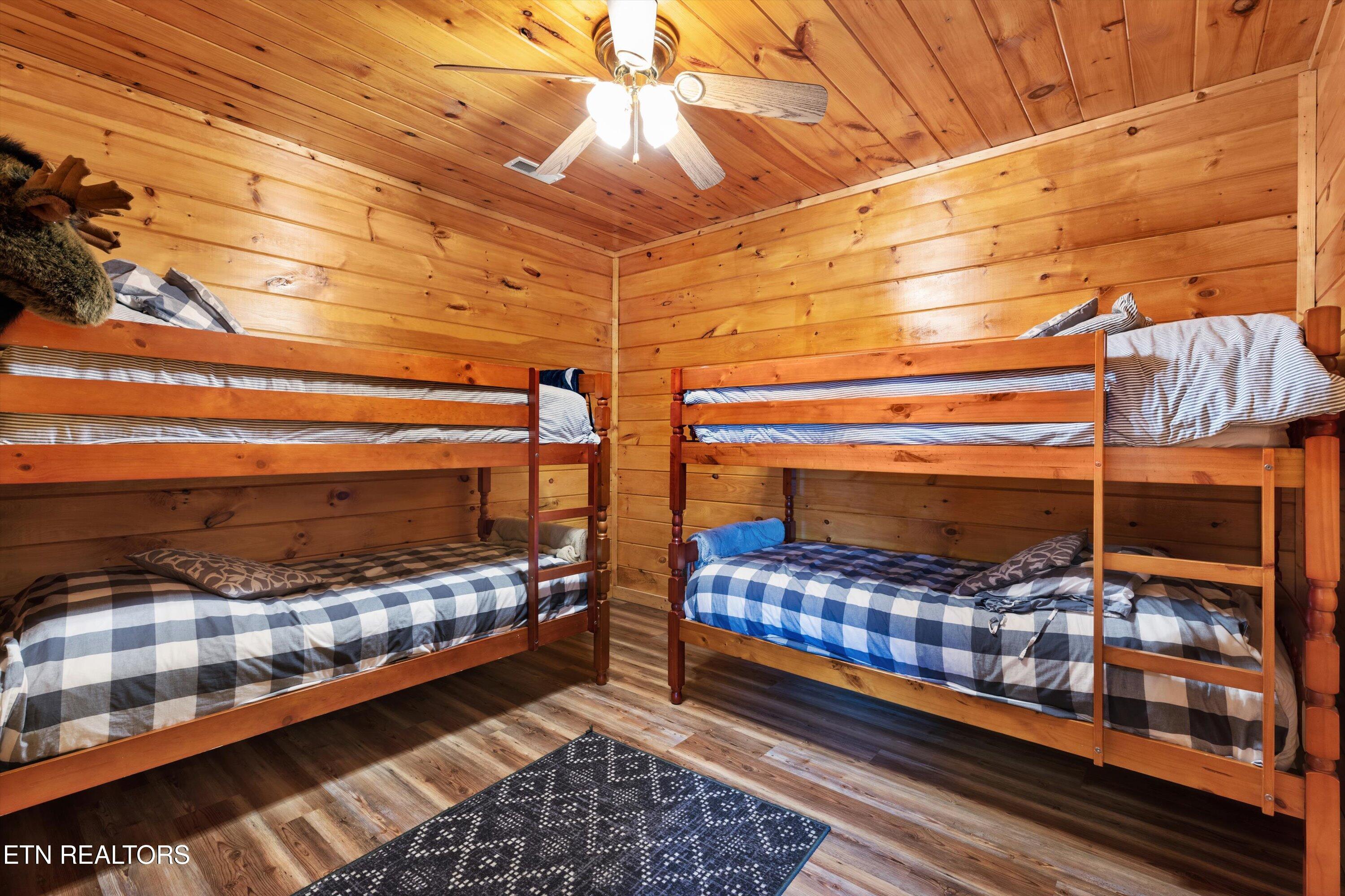 2620 Whipoorwill Hill