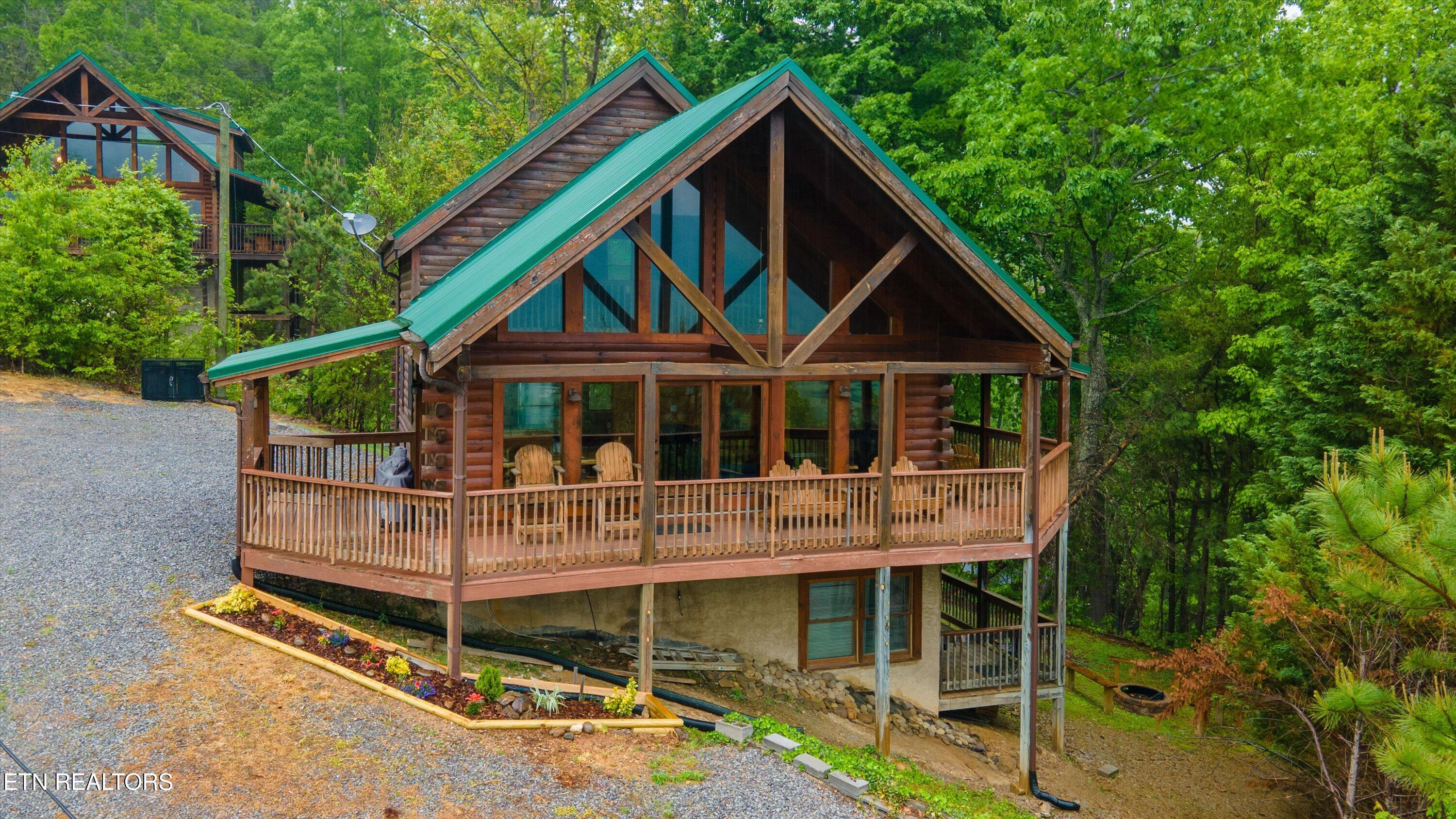 2620 Whipoorwill Hill