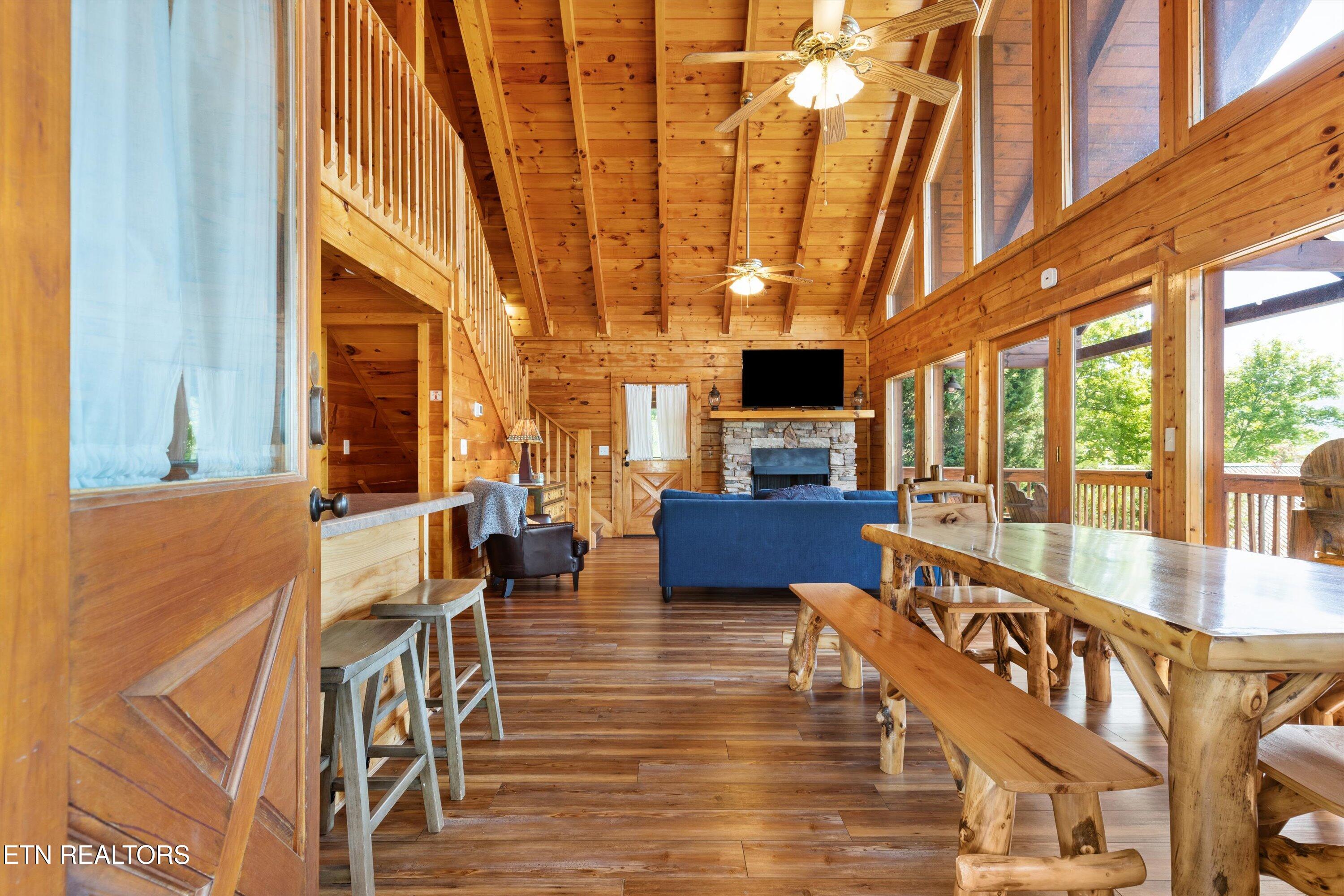 2620 Whipoorwill Hill