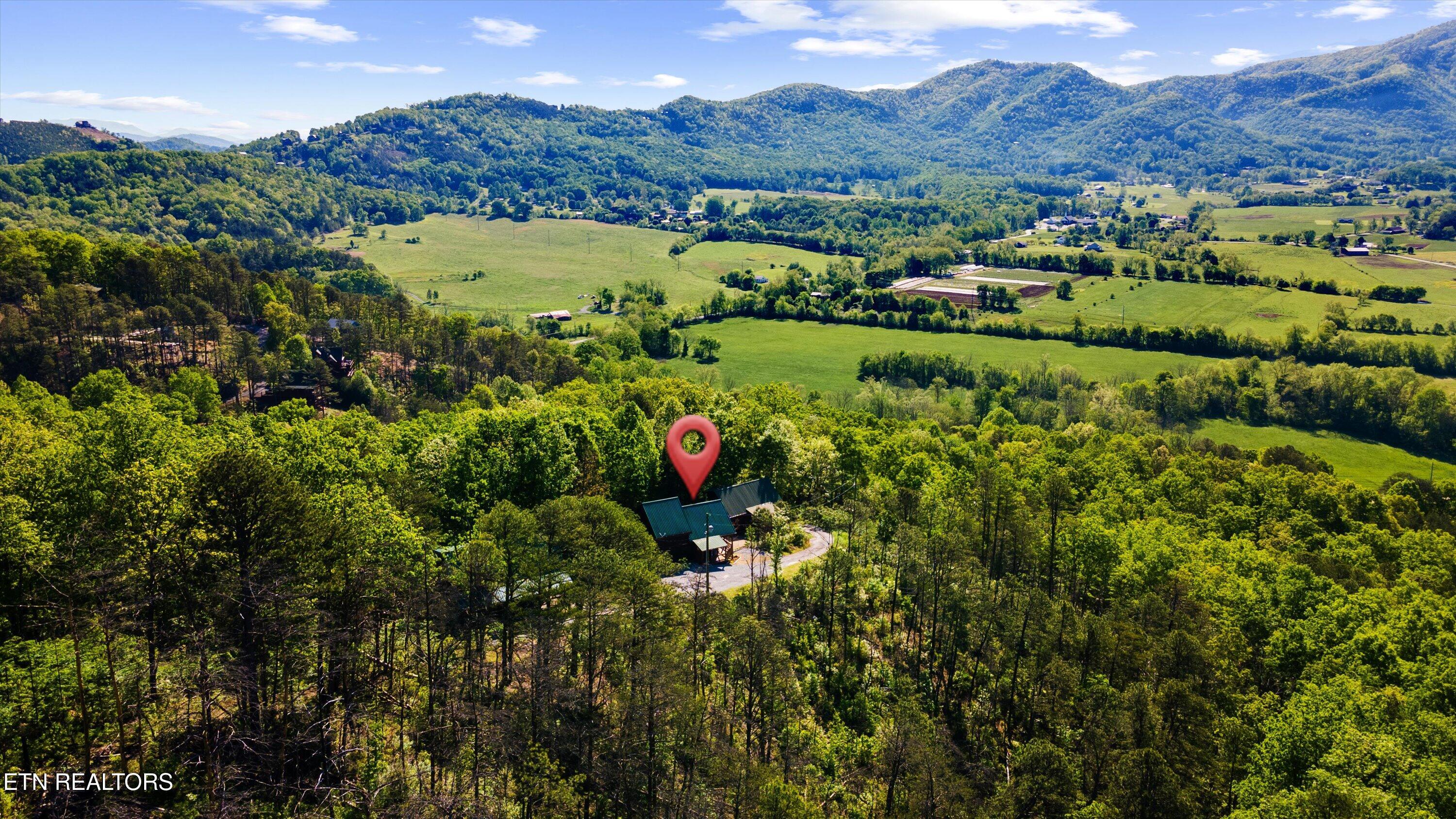 2620 Whipoorwill Hill