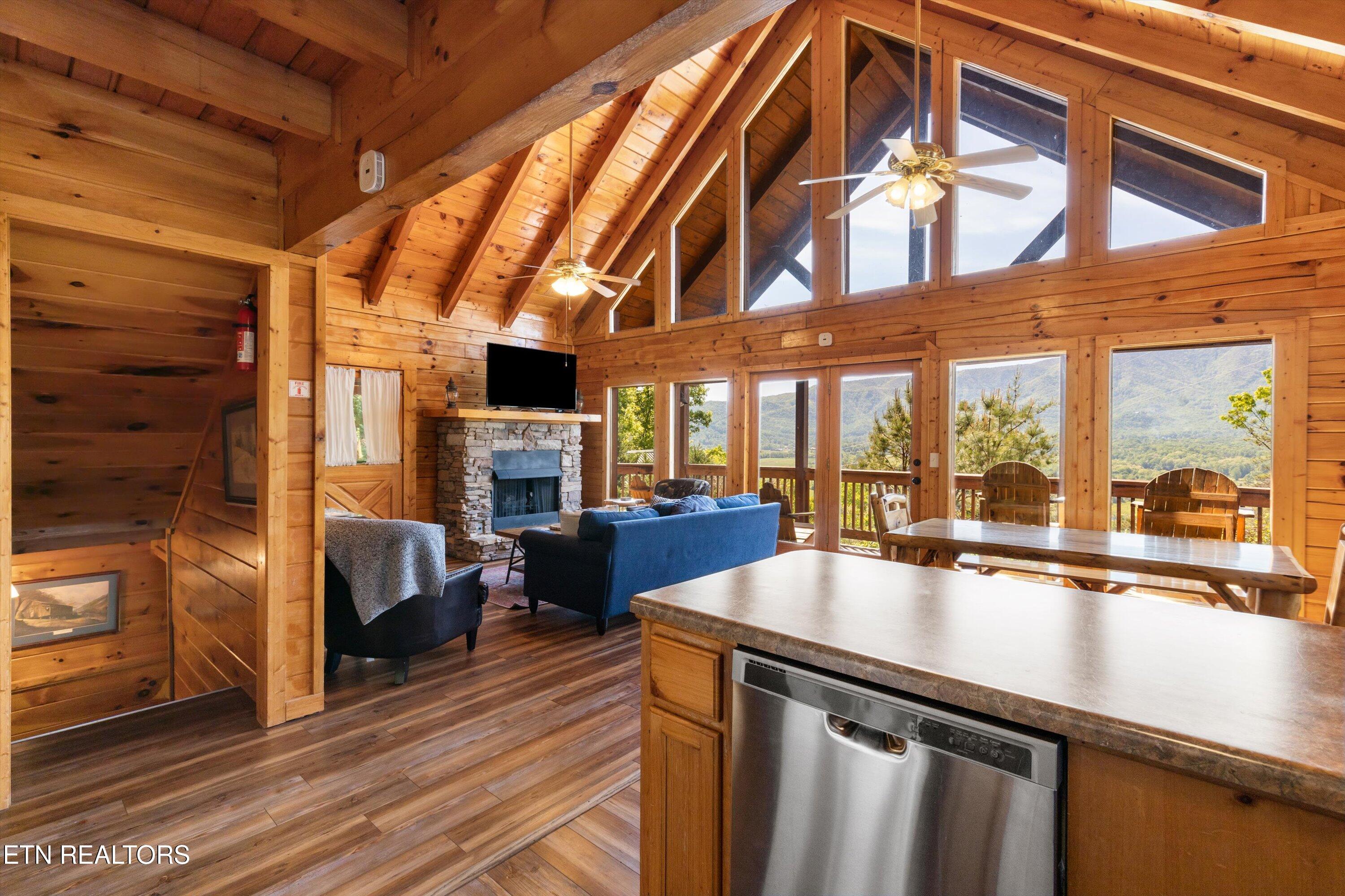 2620 Whipoorwill Hill