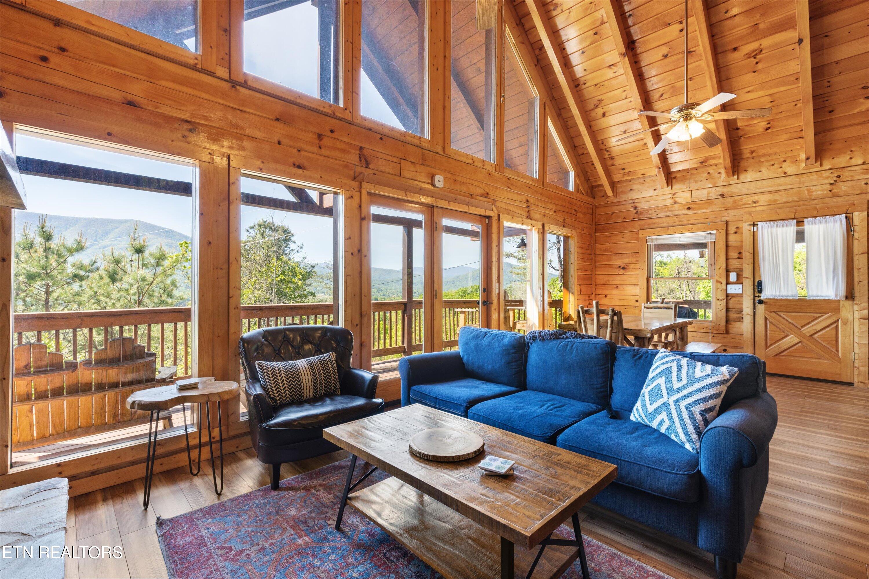 2620 Whipoorwill Hill