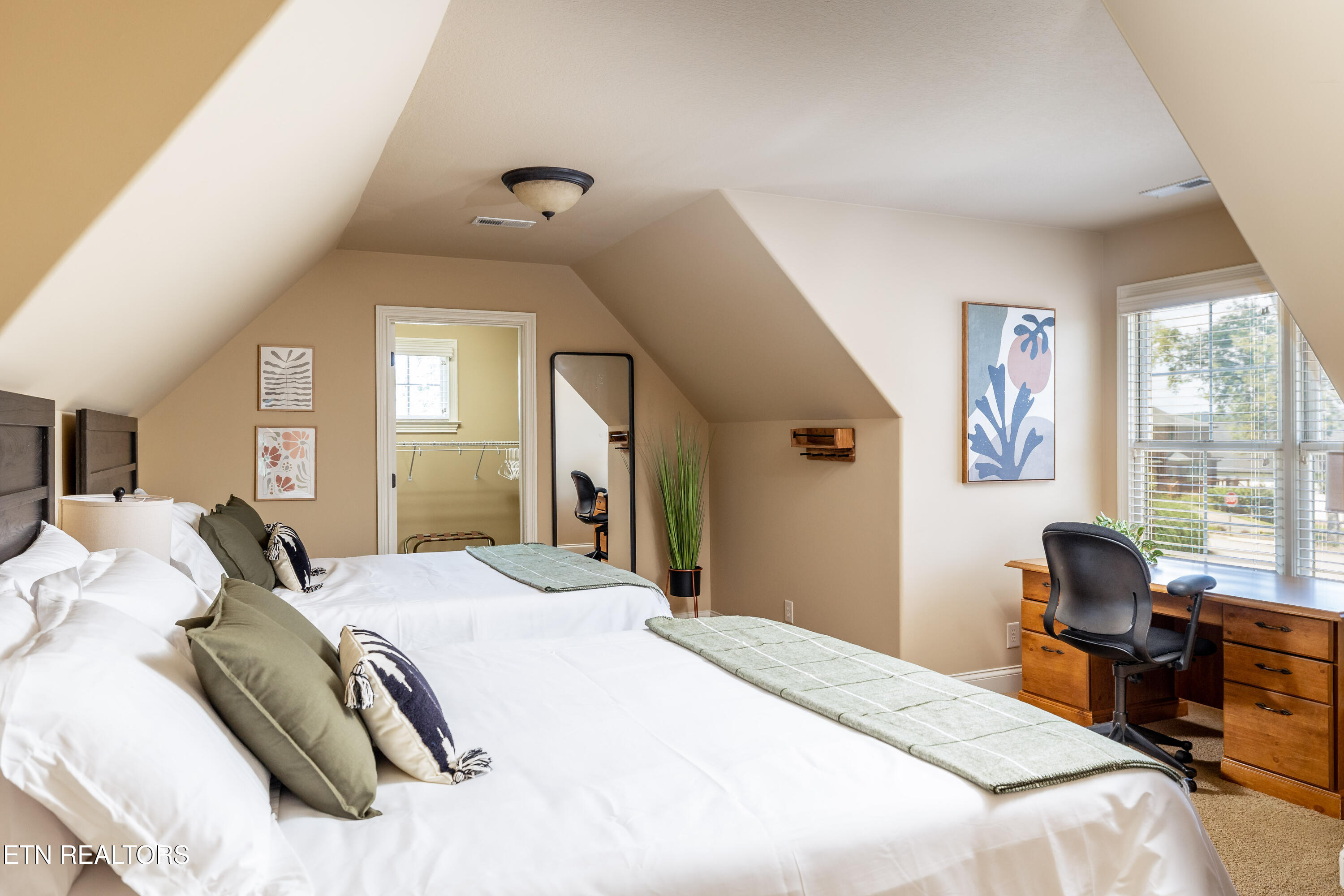 1607 Charlottesville Blvd Blvd