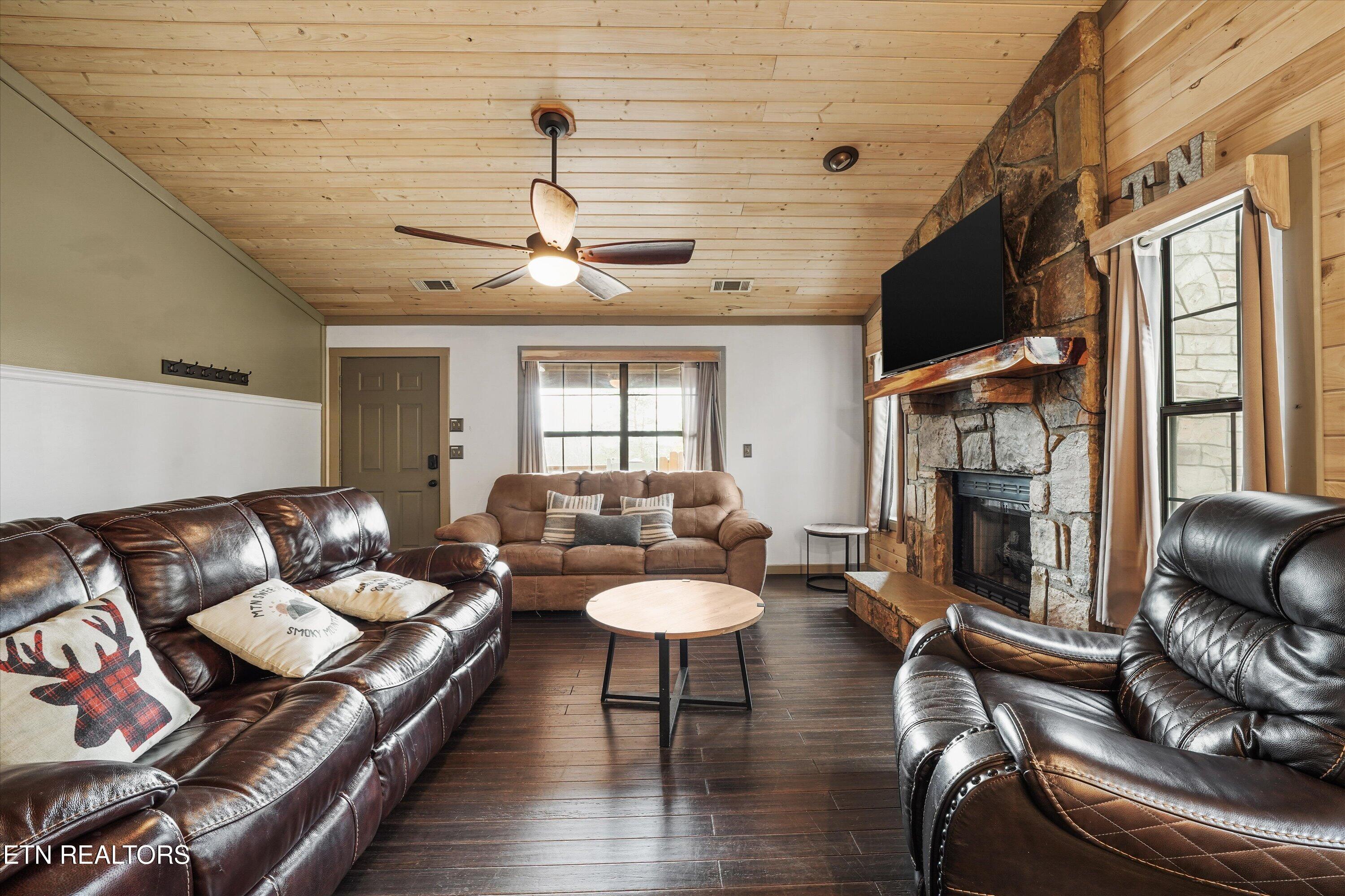 831 Lloyd Huskey Rd