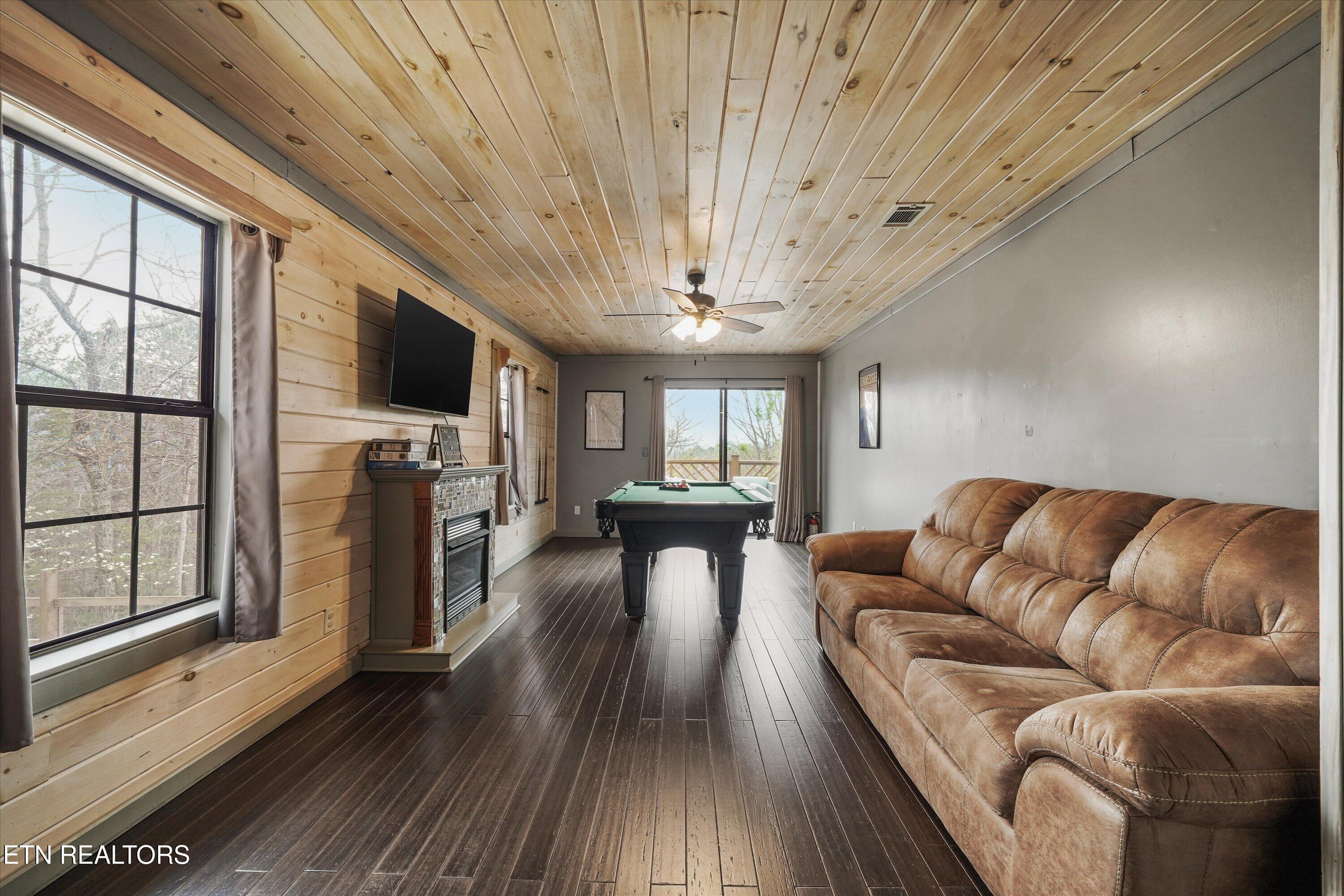 831 Lloyd Huskey Rd