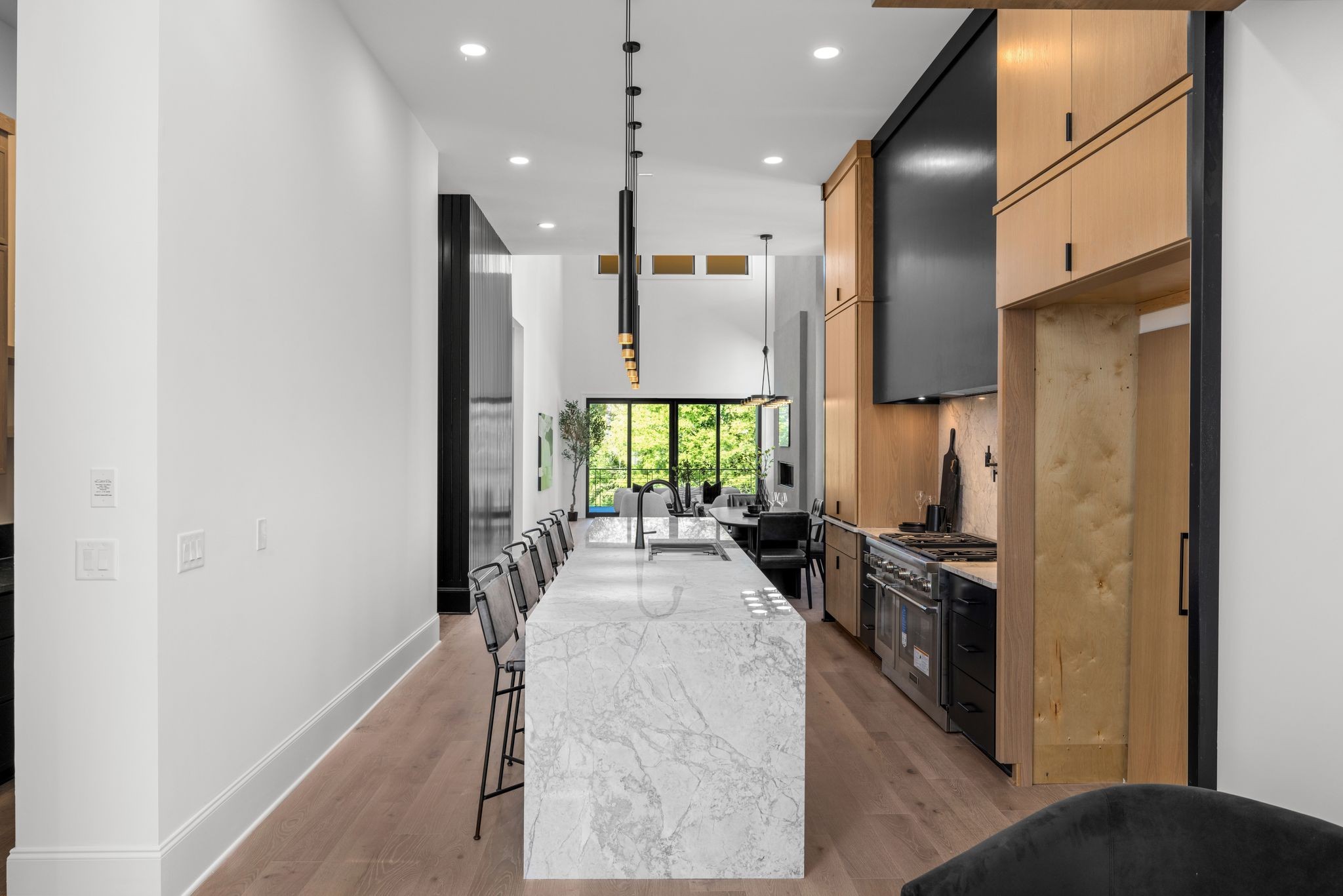 3916 Caylor Dr Unit: B
