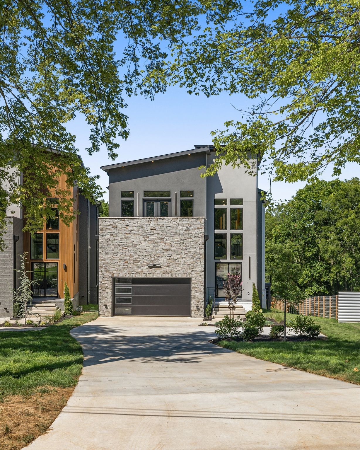 3916 Caylor Dr Unit: B