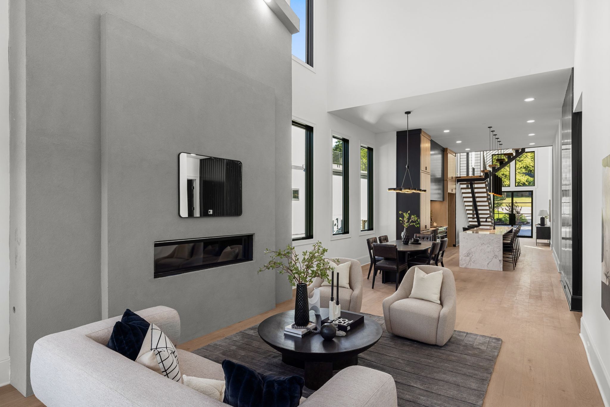 3916 Caylor Dr Unit: B