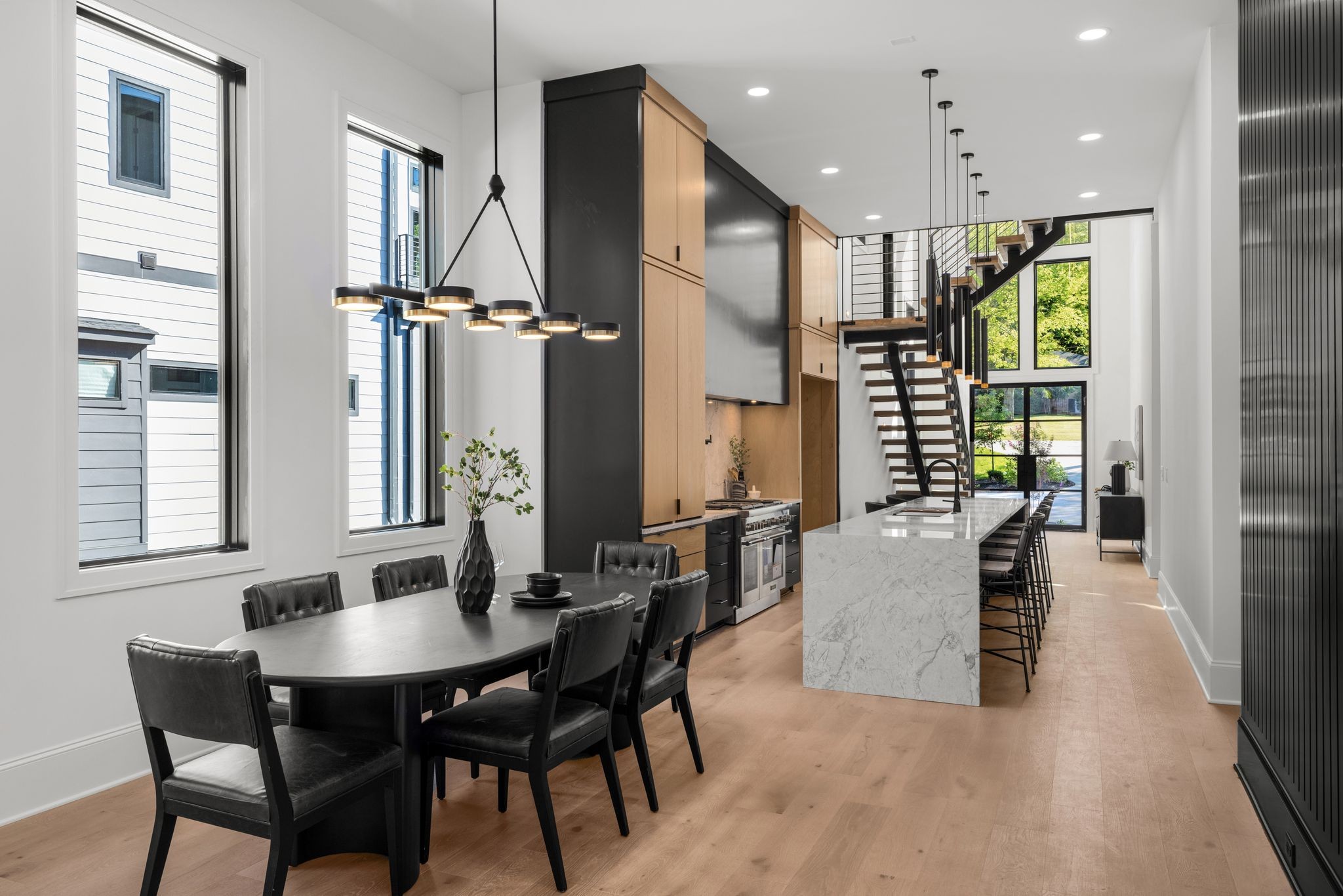 3916 Caylor Dr Unit: B