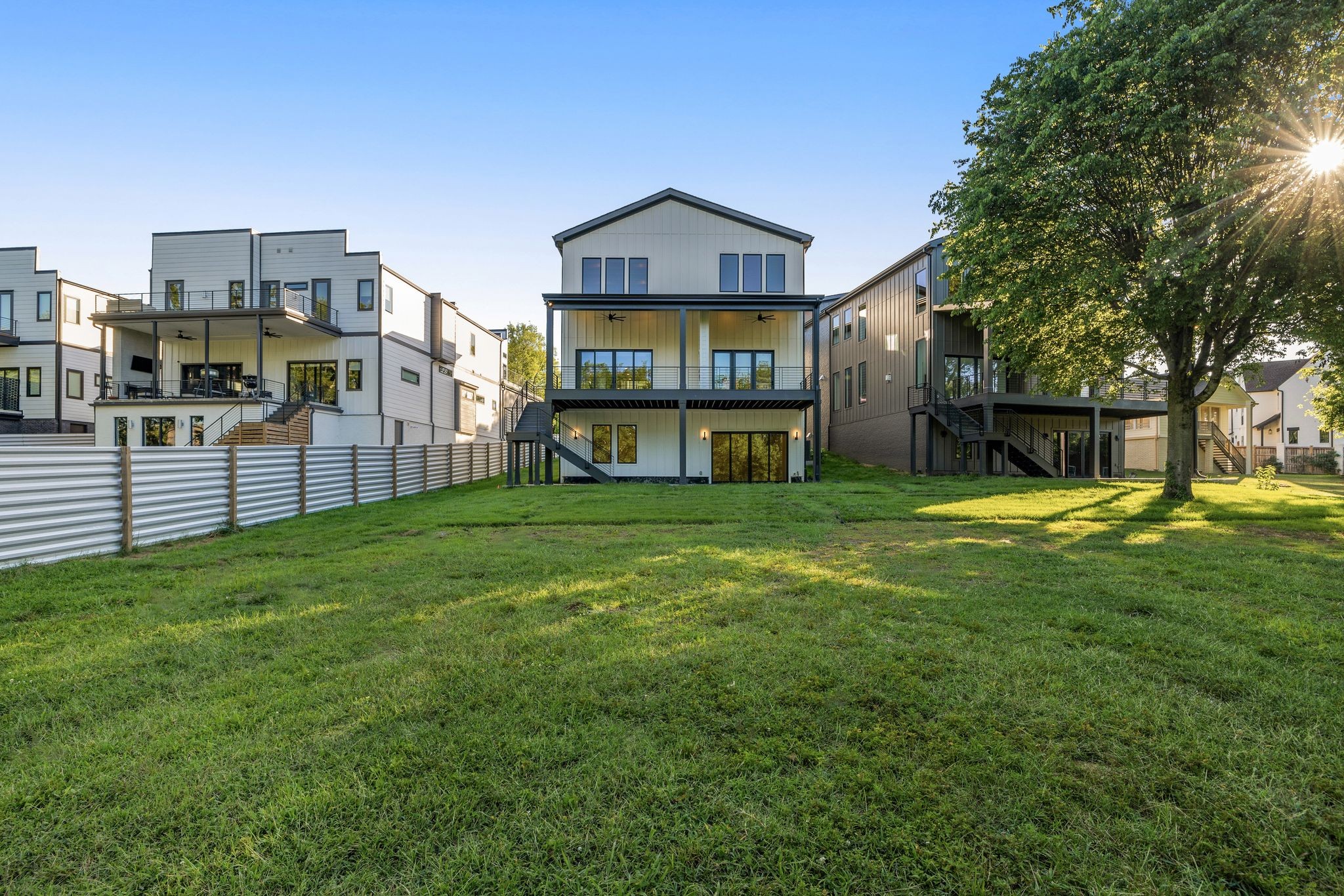 3916 Caylor Dr Unit: B