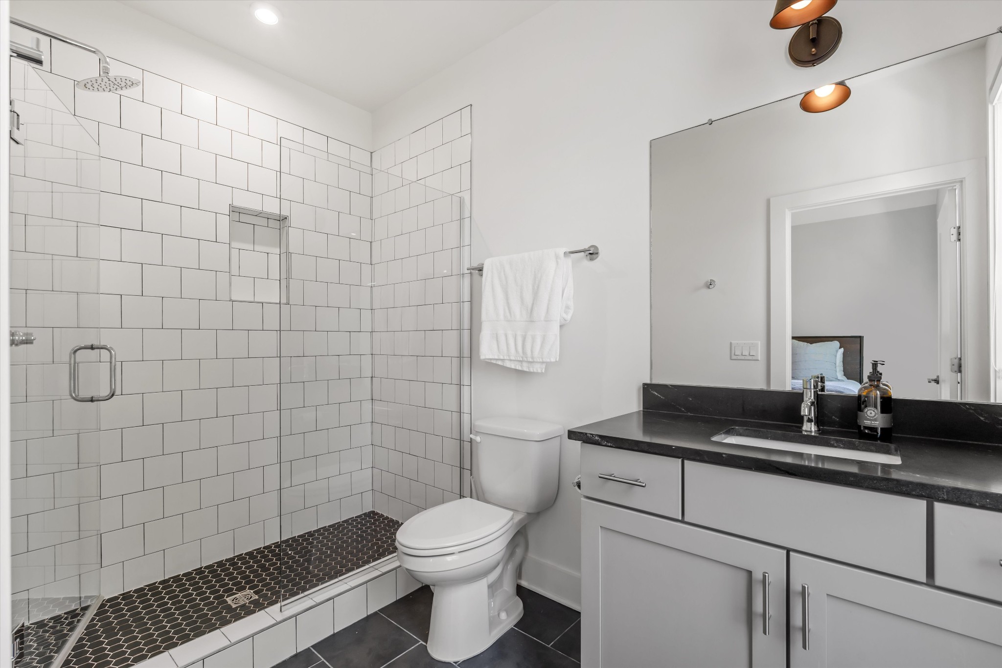 645 Nashua Ln Unit: 202