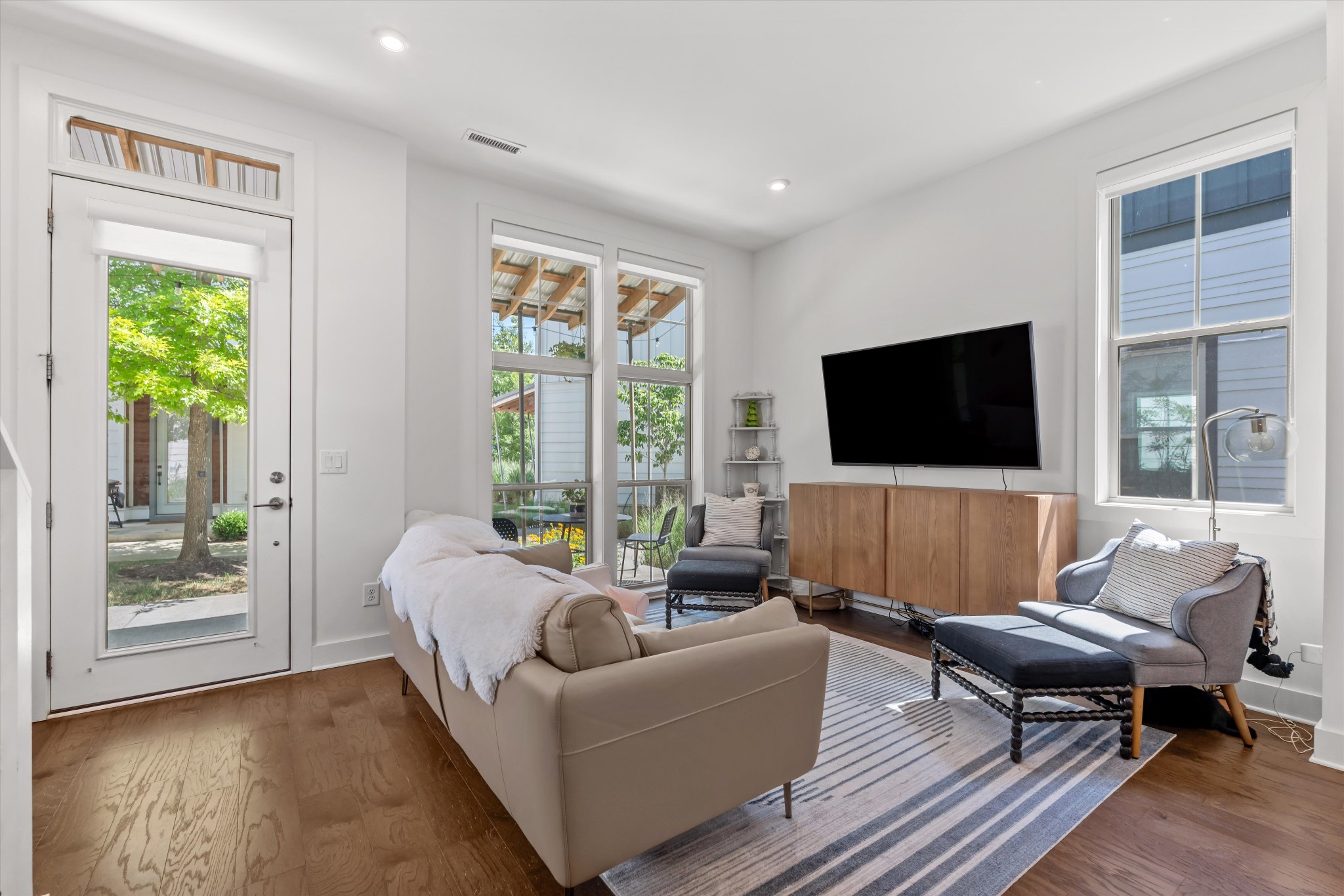 645 Nashua Ln Unit: 202
