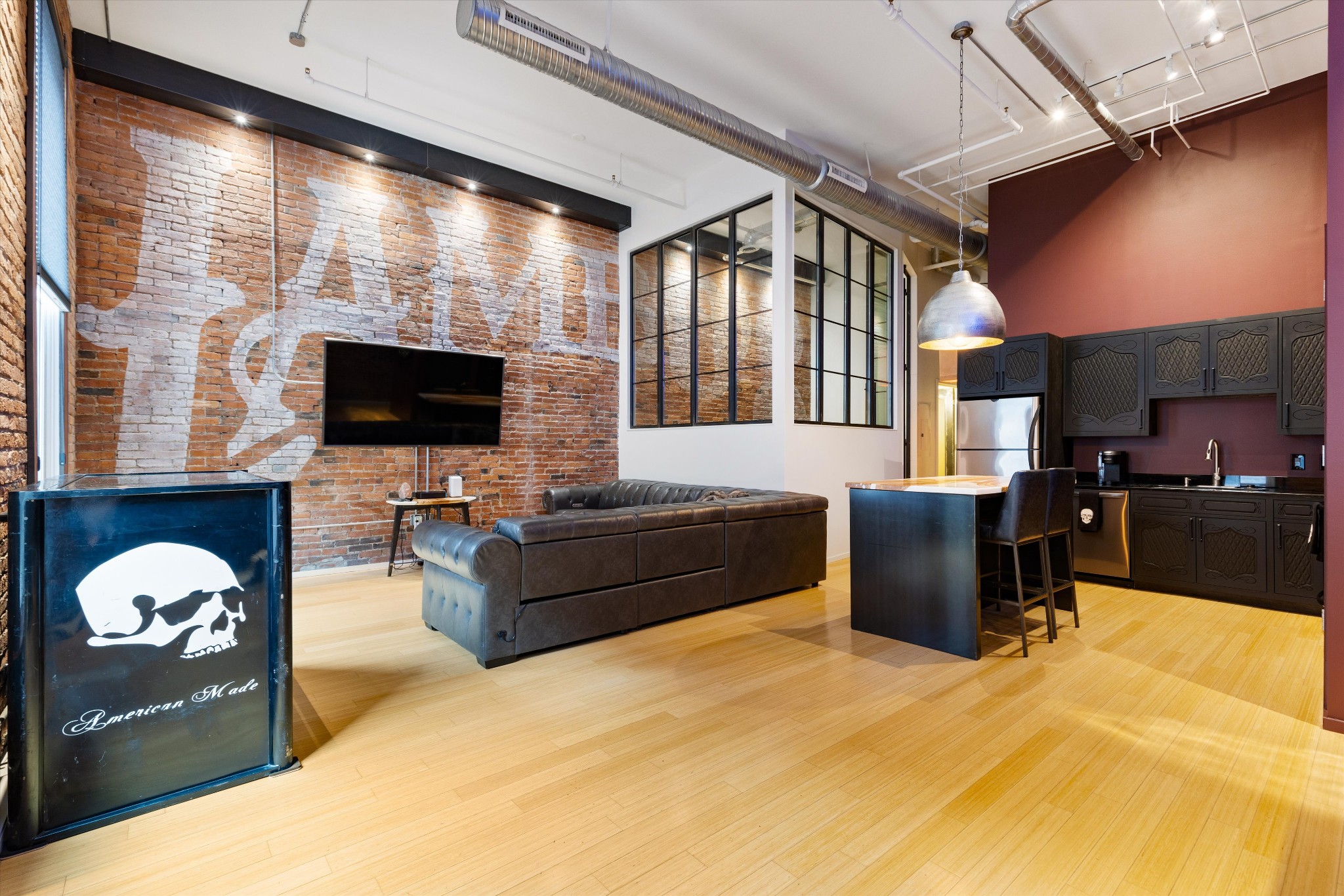 305 Church St Unit: 202
