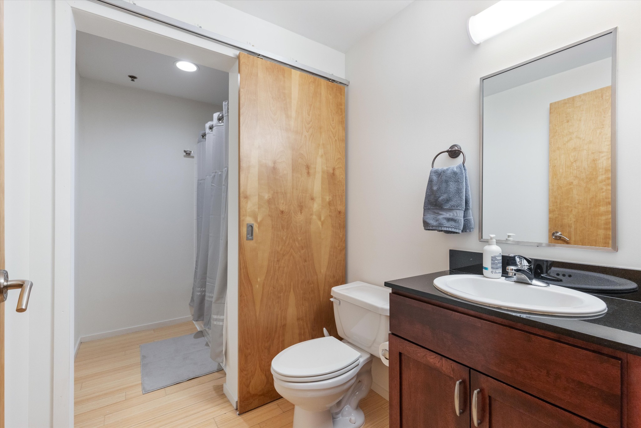 305 Church St Unit: 202