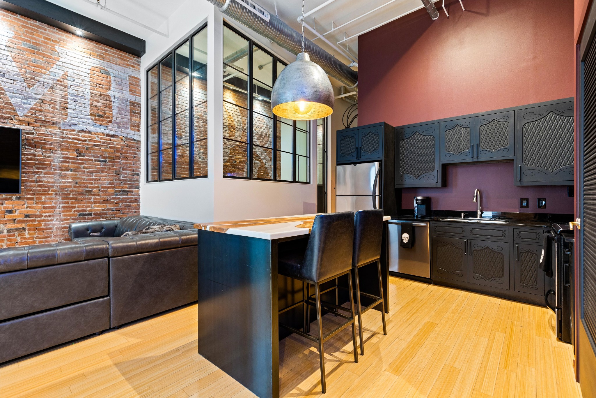 305 Church St Unit: 202