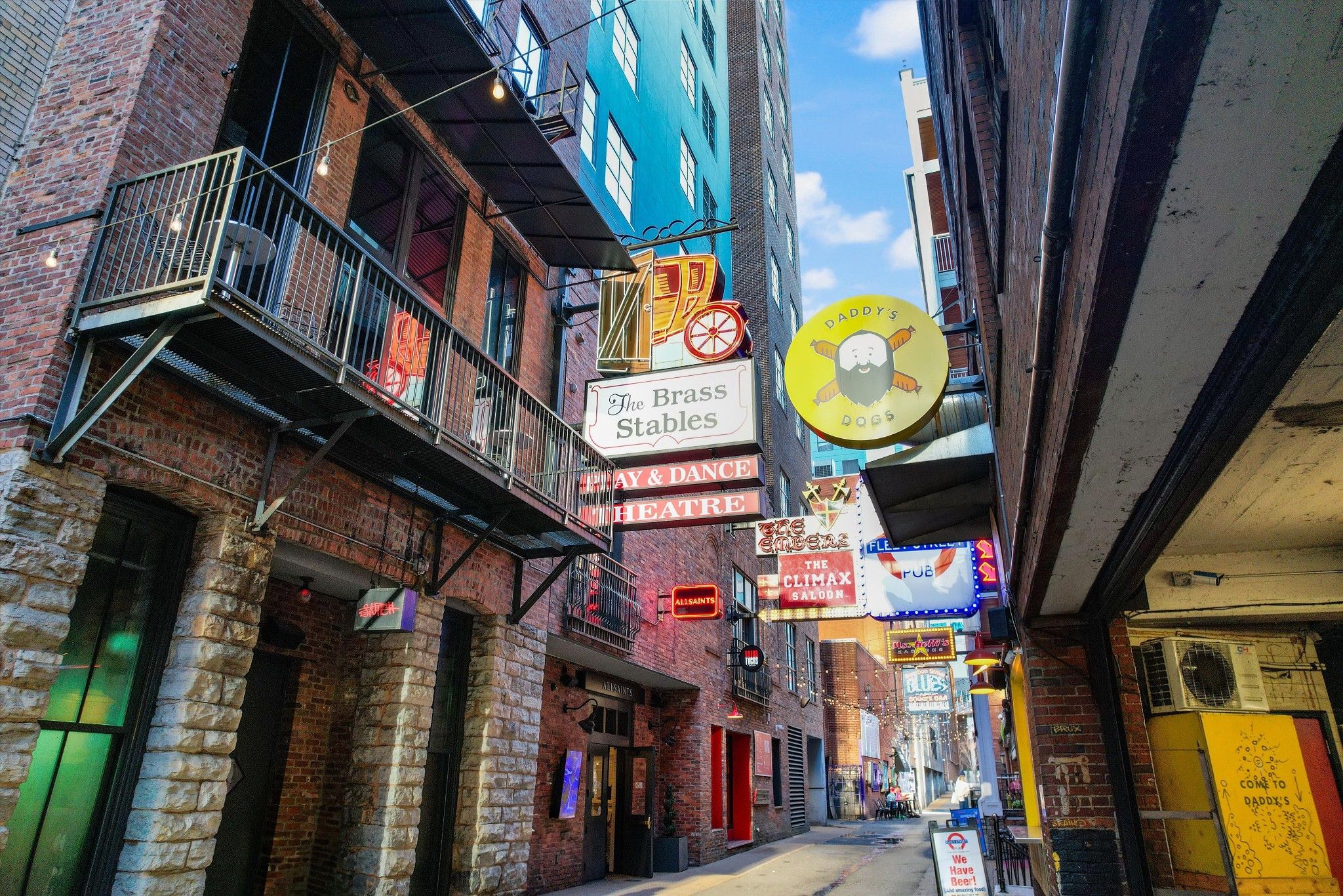 305 Church St Unit: 202
