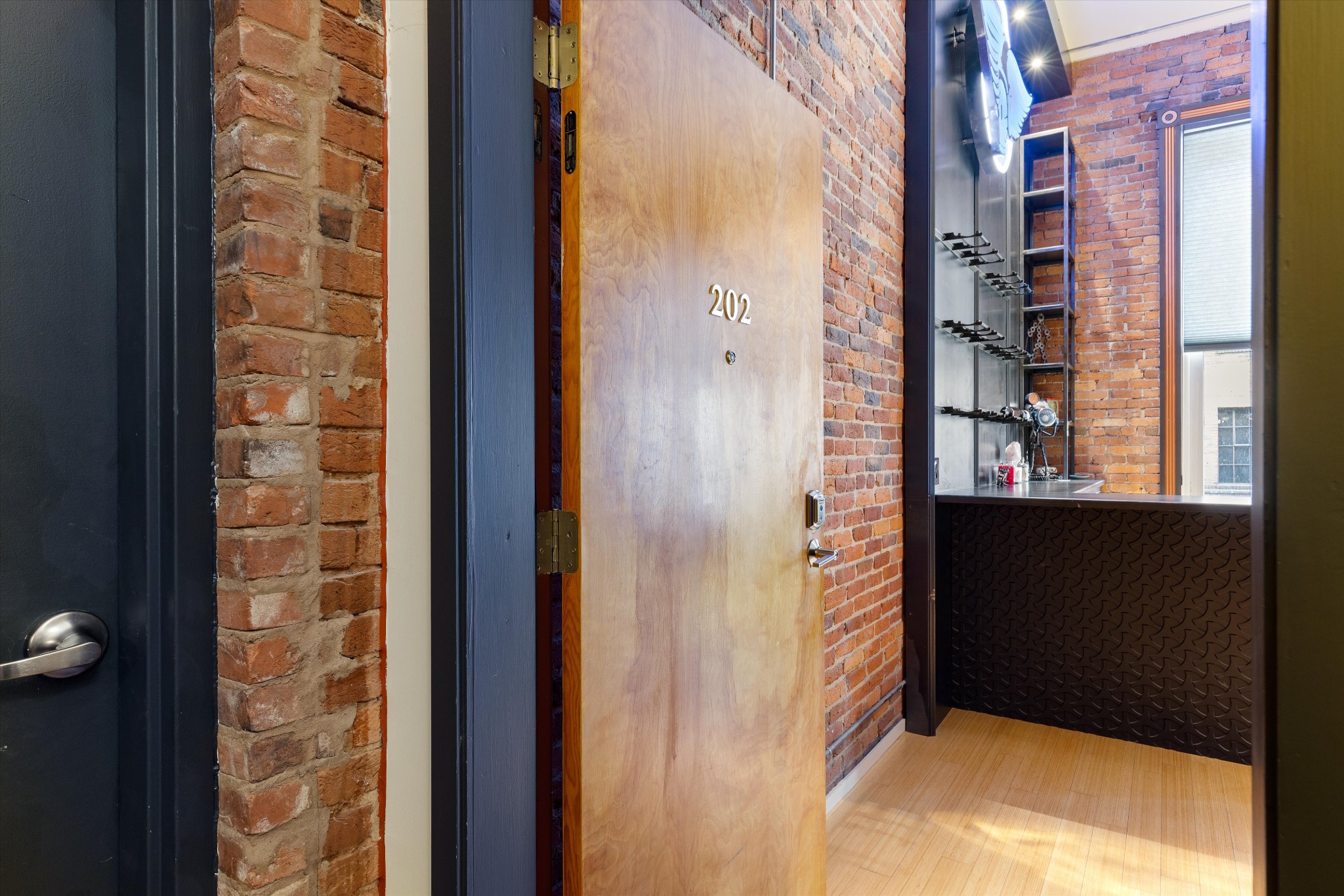 305 Church St Unit: 202