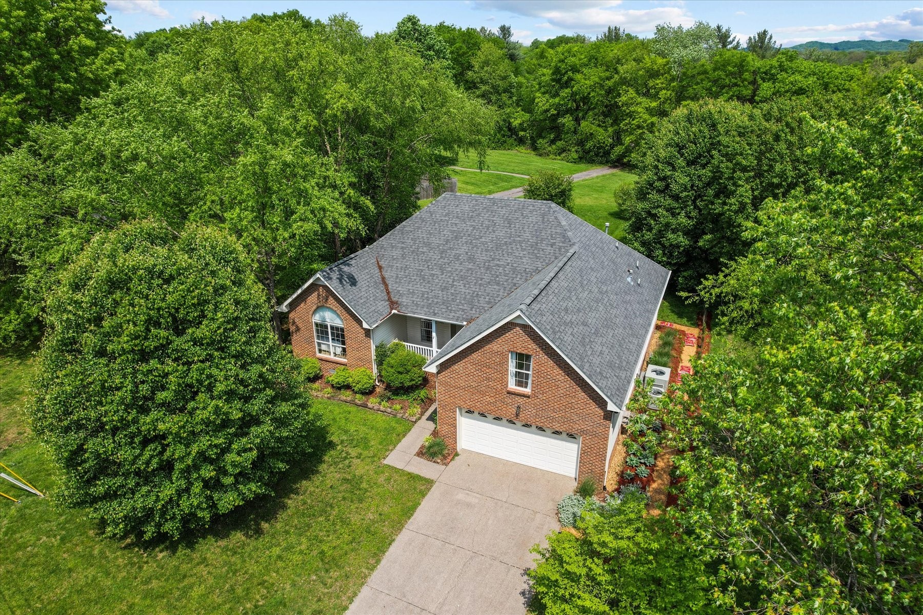 632 Bradford Dr