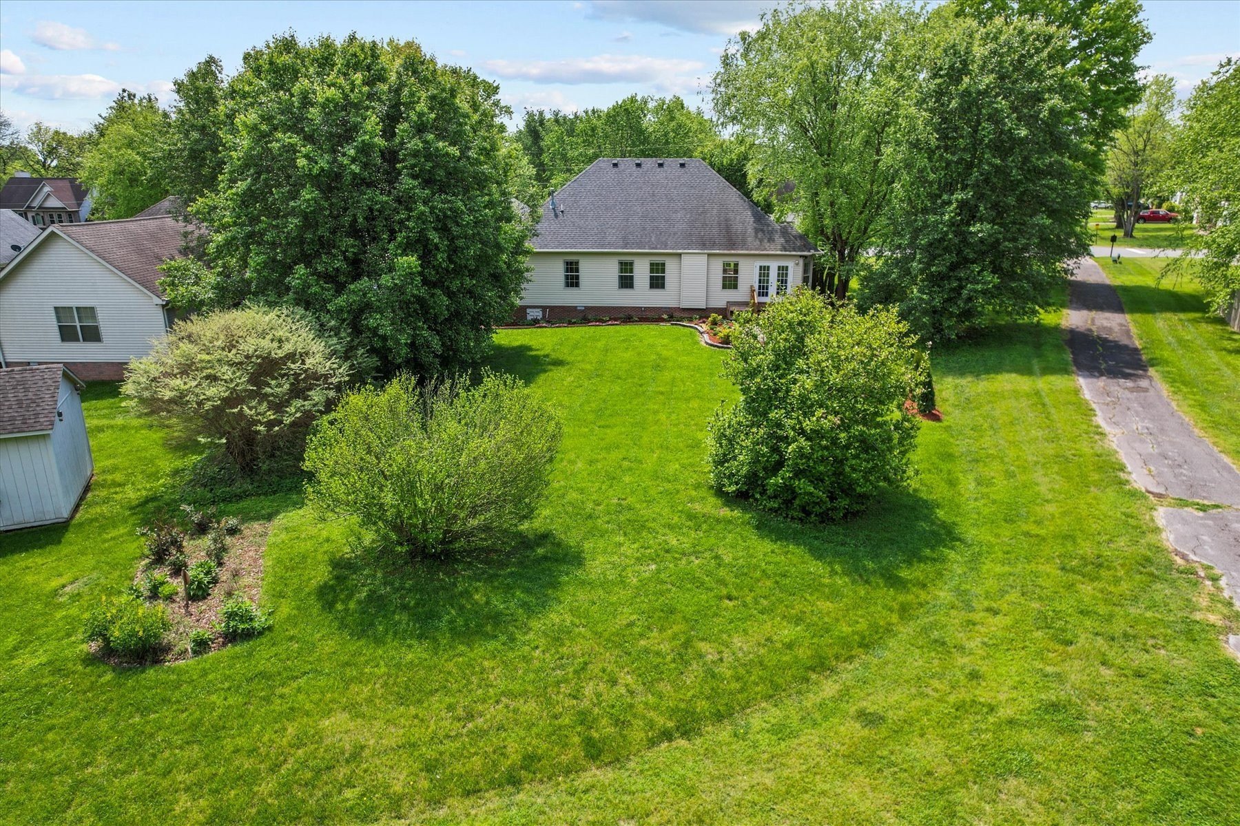 632 Bradford Dr