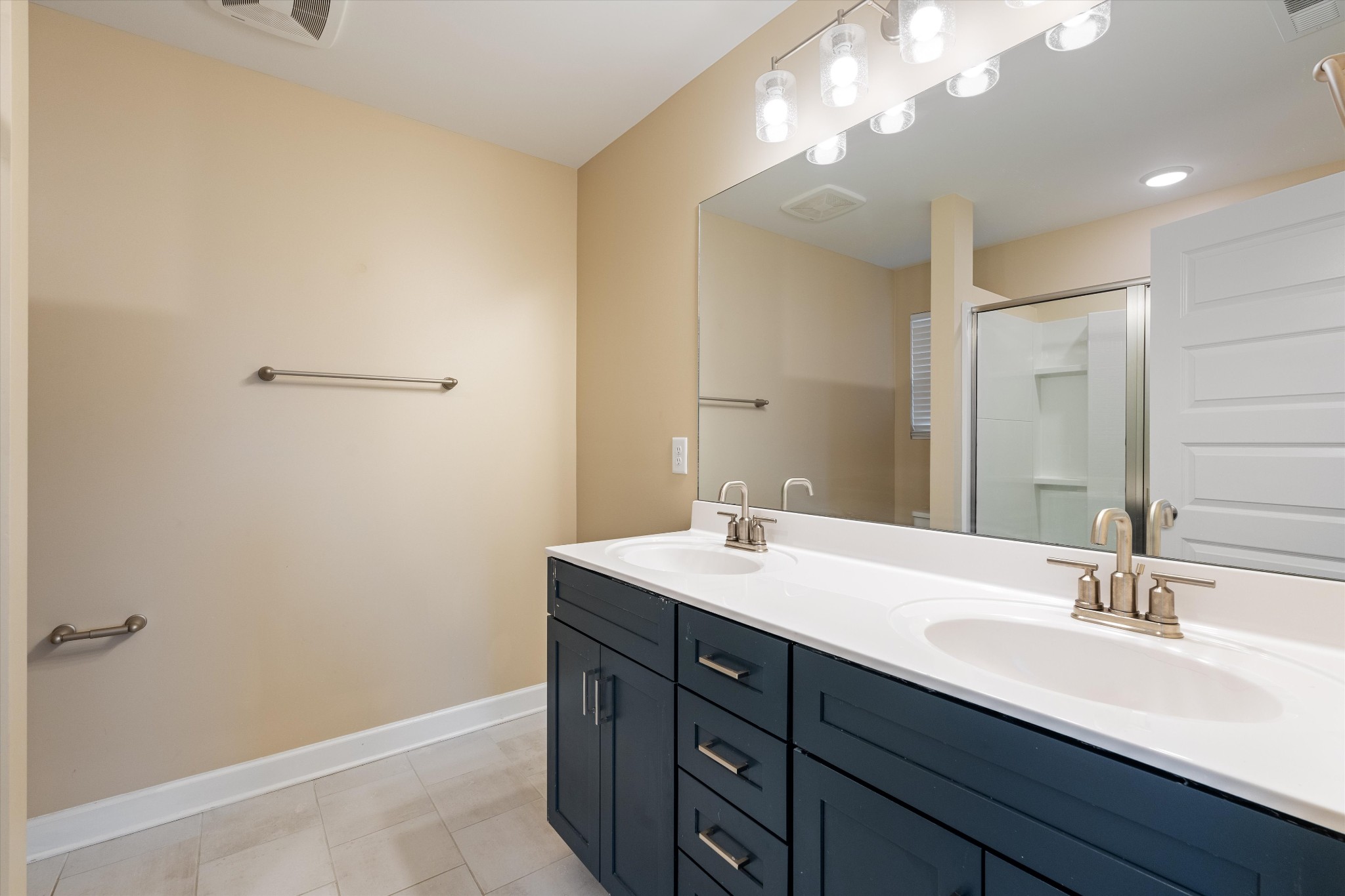 1063 Emery Bay Cir
