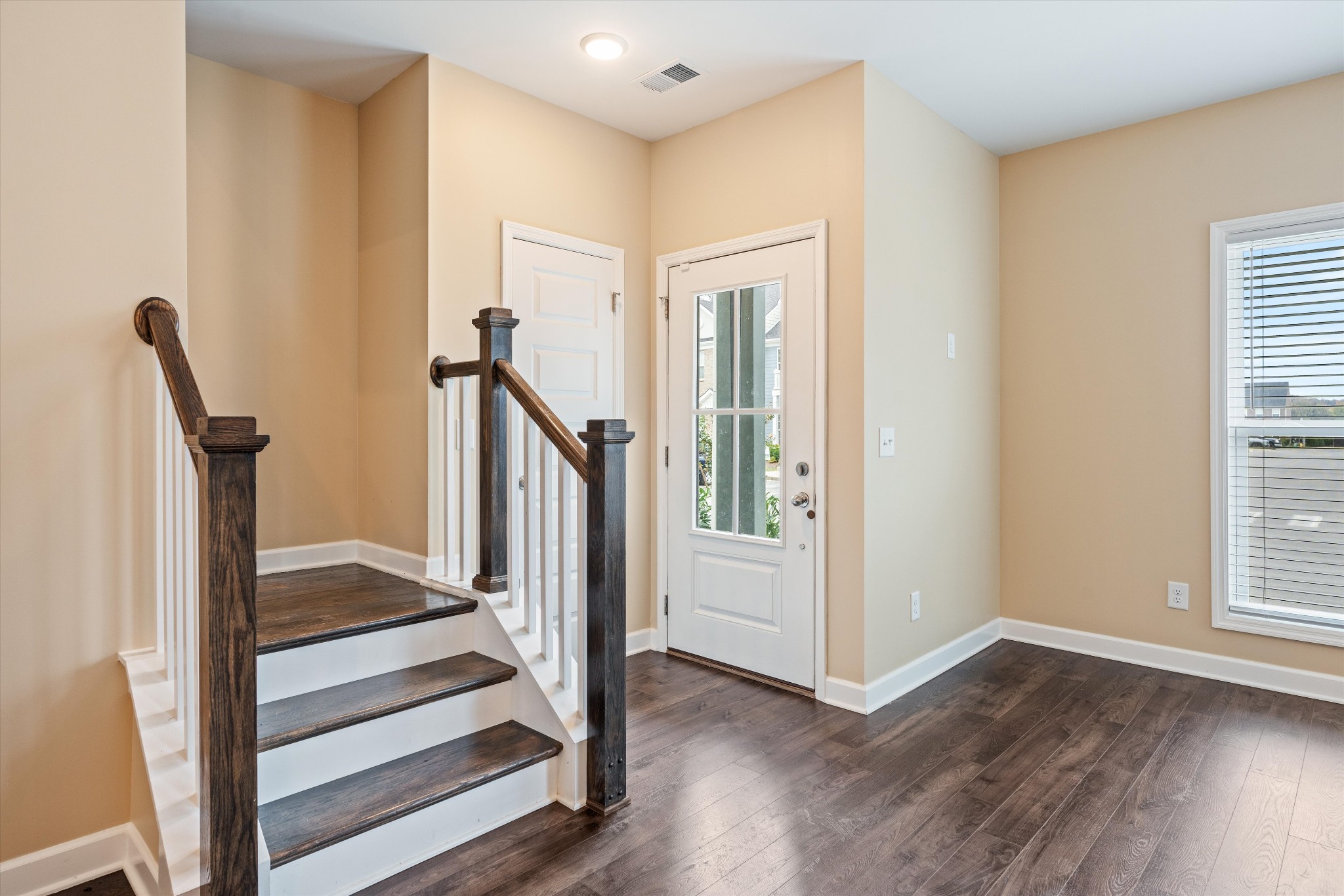 1063 Emery Bay Cir
