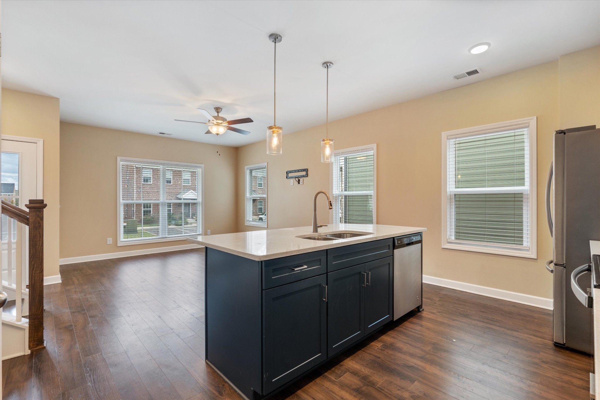 1063 Emery Bay Cir