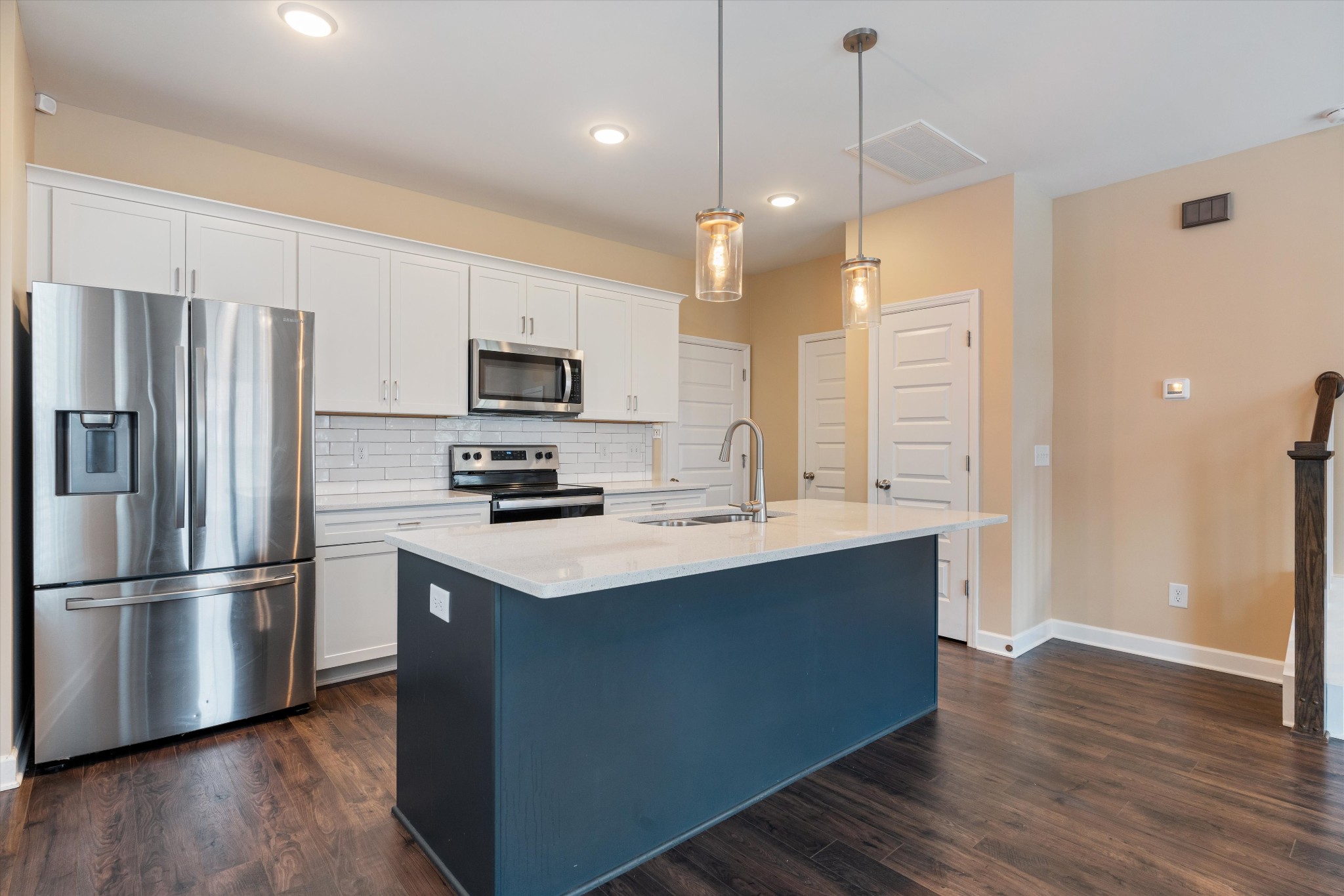 1063 Emery Bay Cir