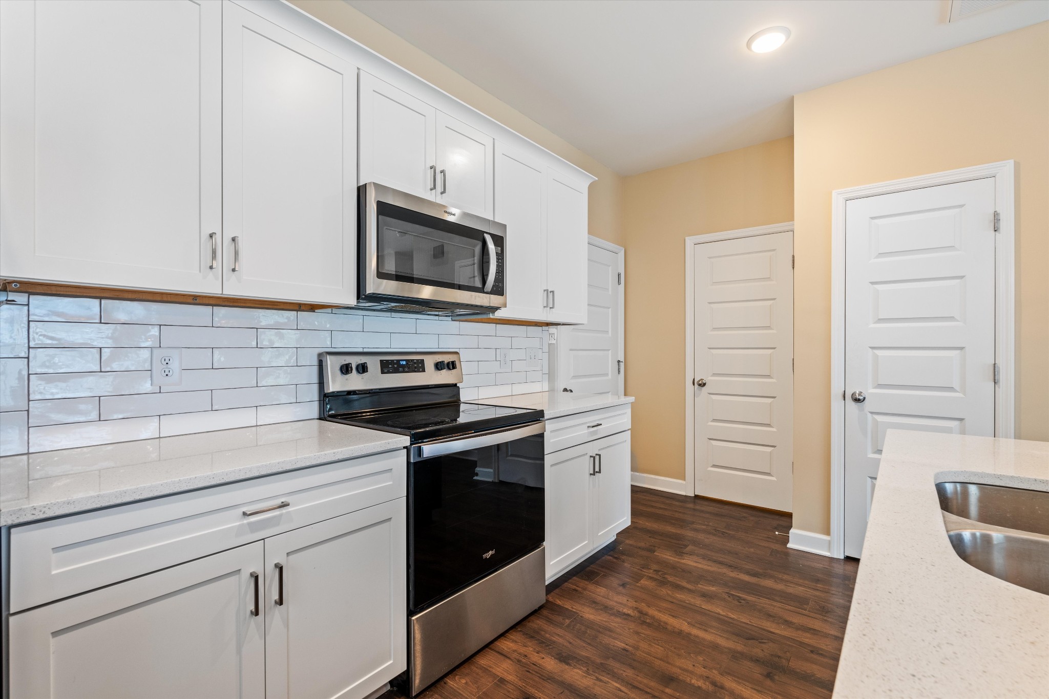 1063 Emery Bay Cir