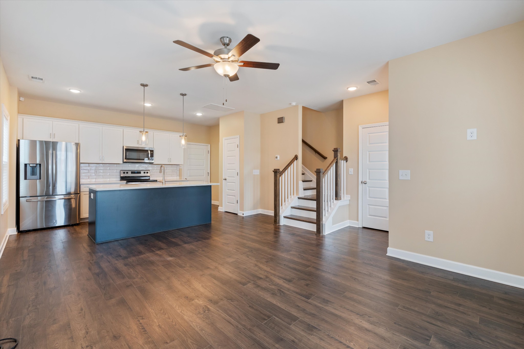 1063 Emery Bay Cir