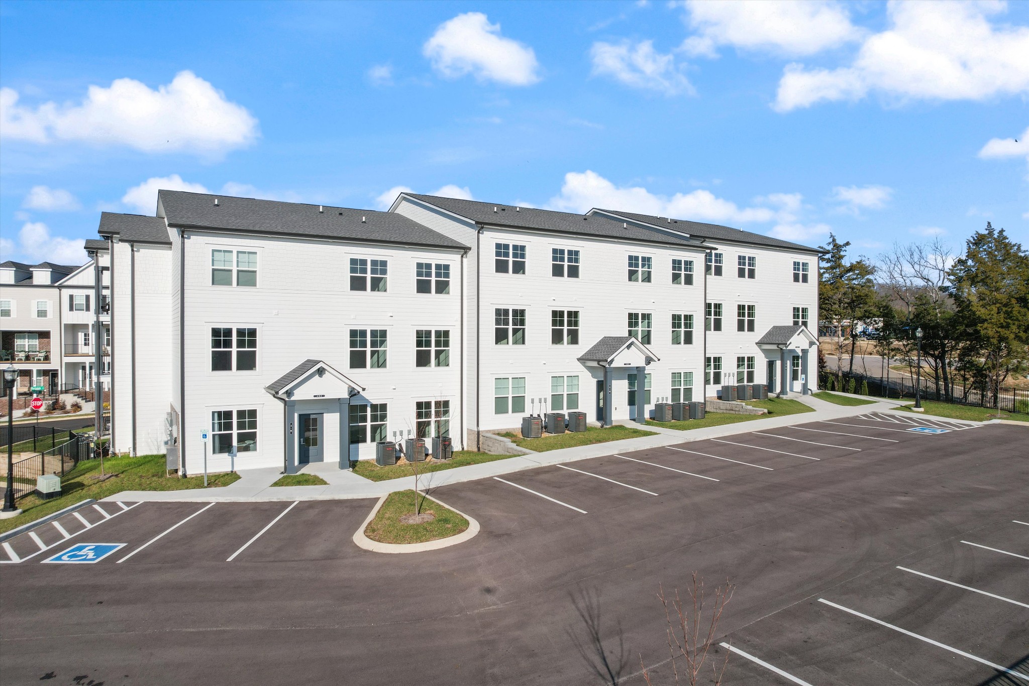 482 Portsdale Dr Unit: 18