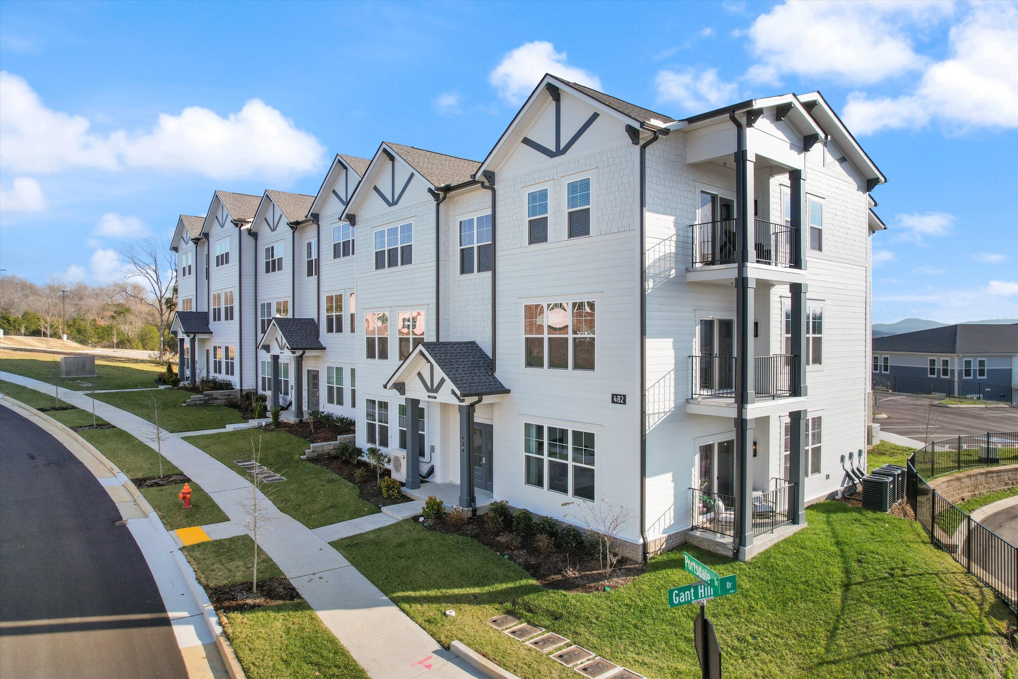 482 Portsdale Dr Unit: 18