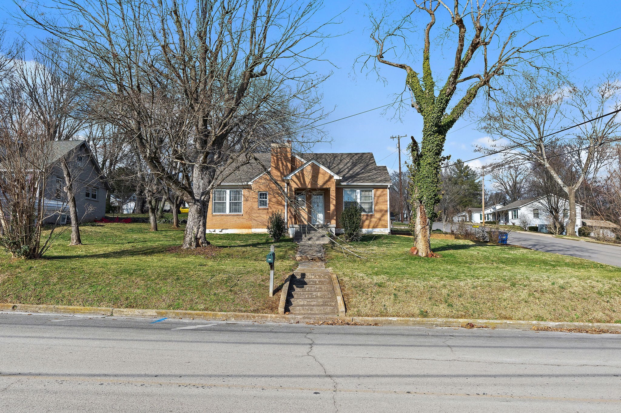 415 6th Ave