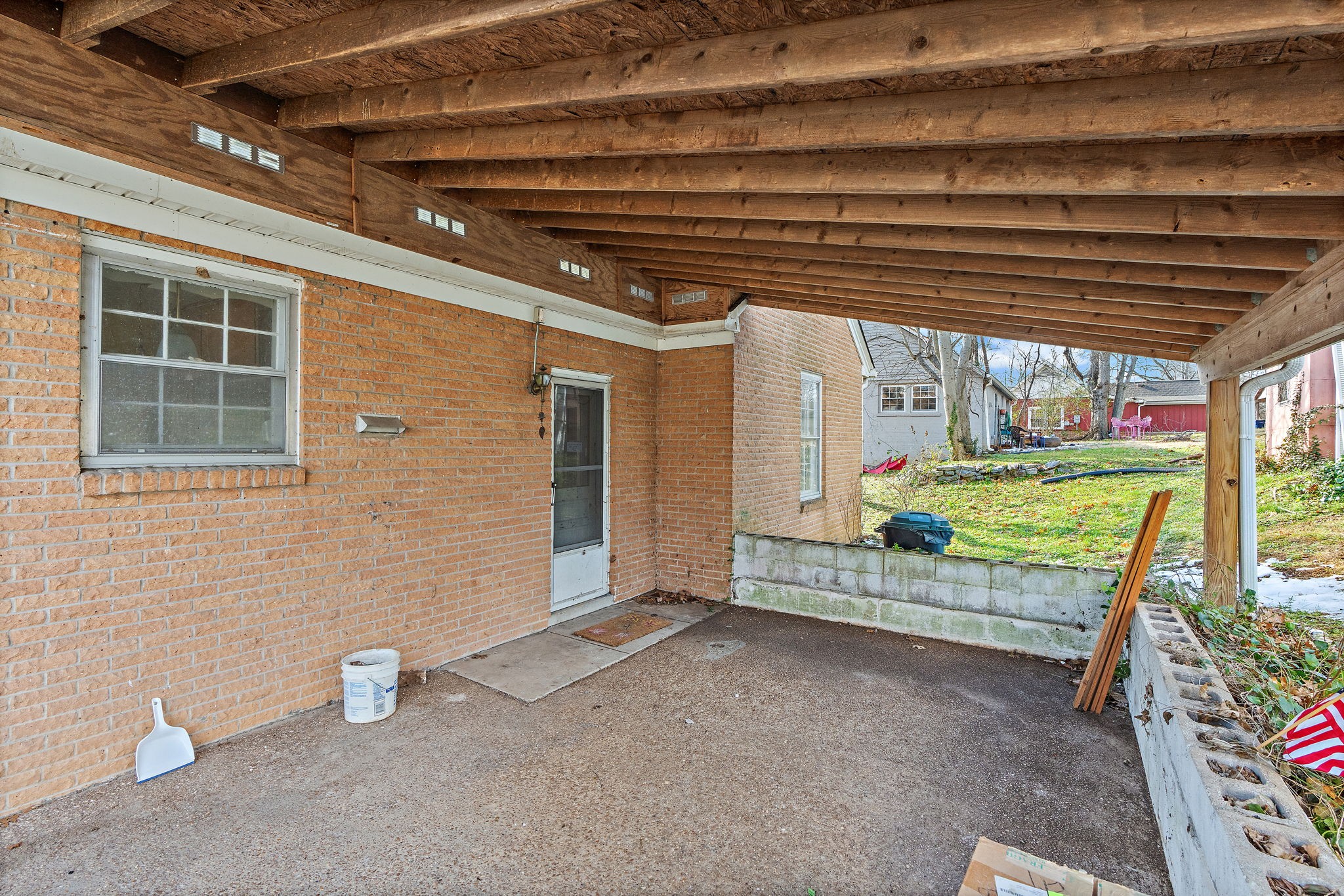 415 6th Ave