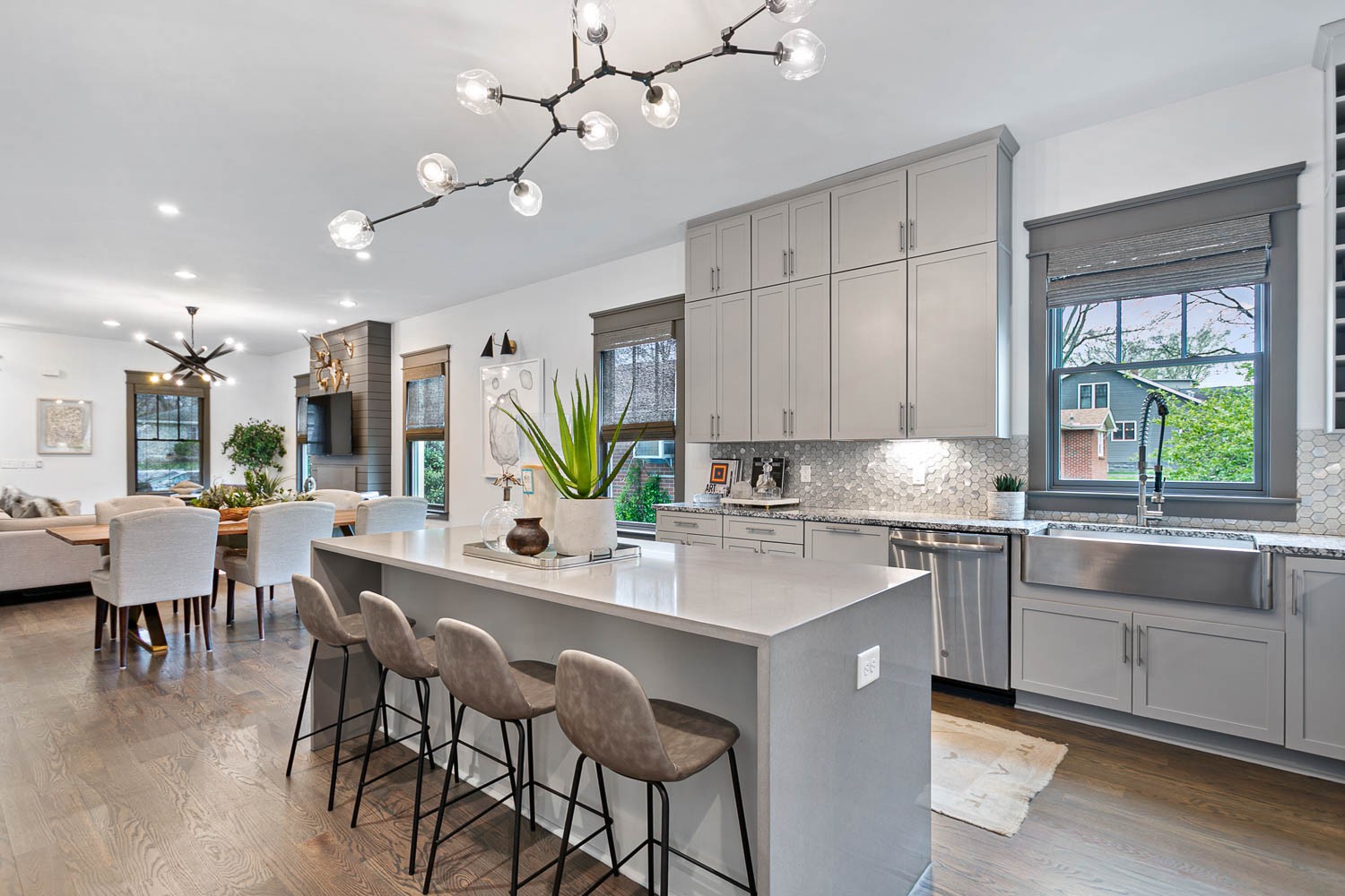 2206 White Ave Unit: A