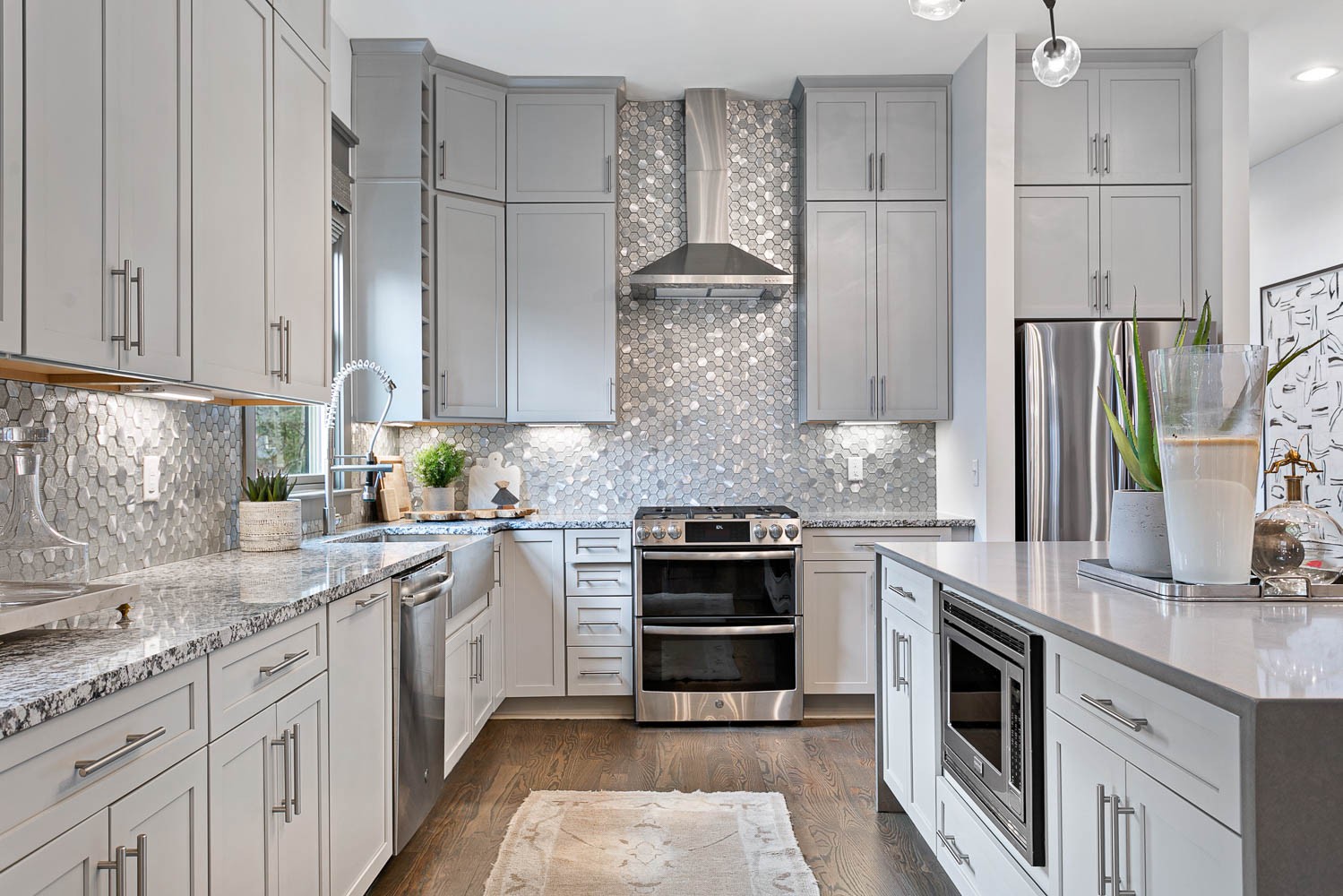 2206 White Ave Unit: A