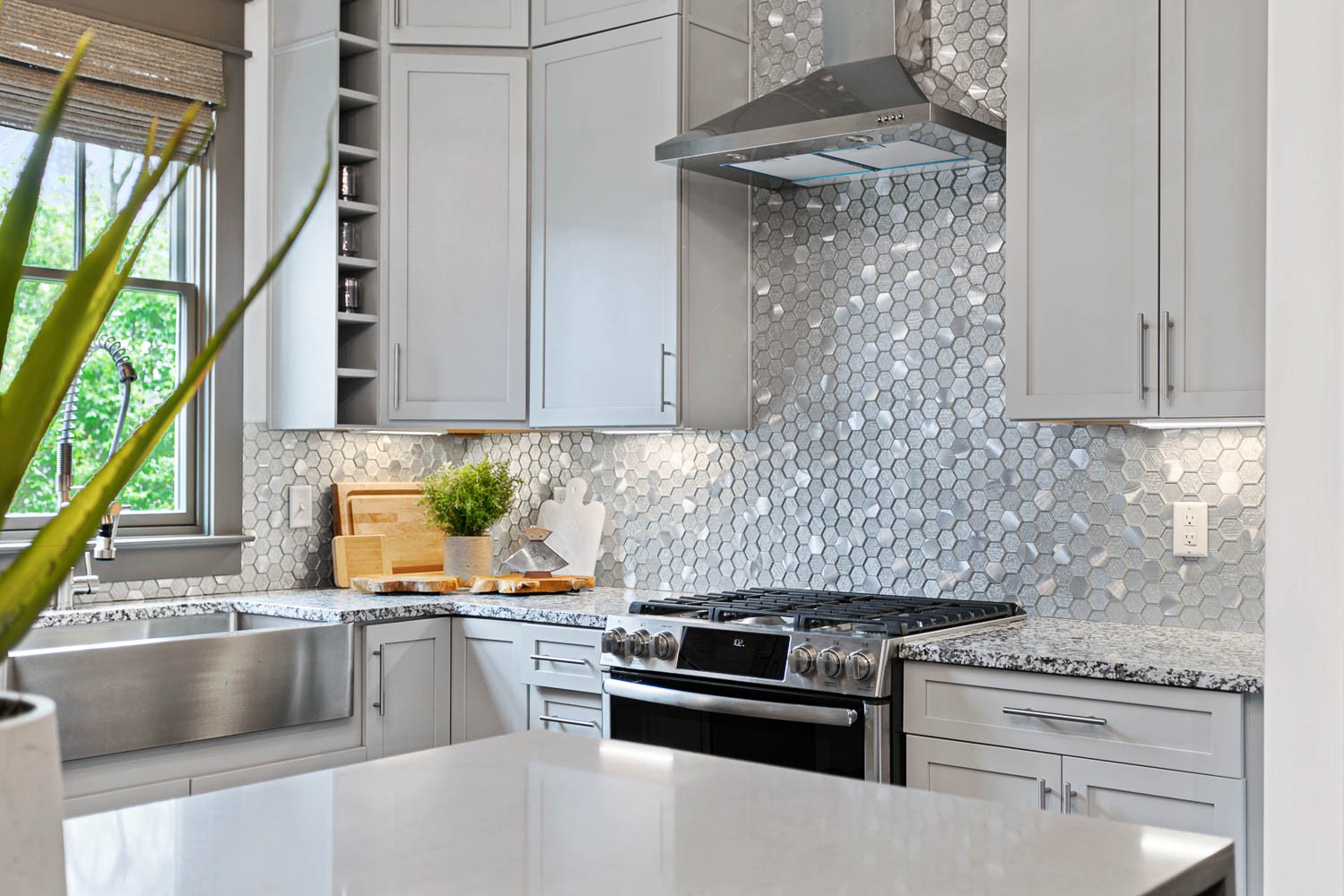 2206 White Ave Unit: A